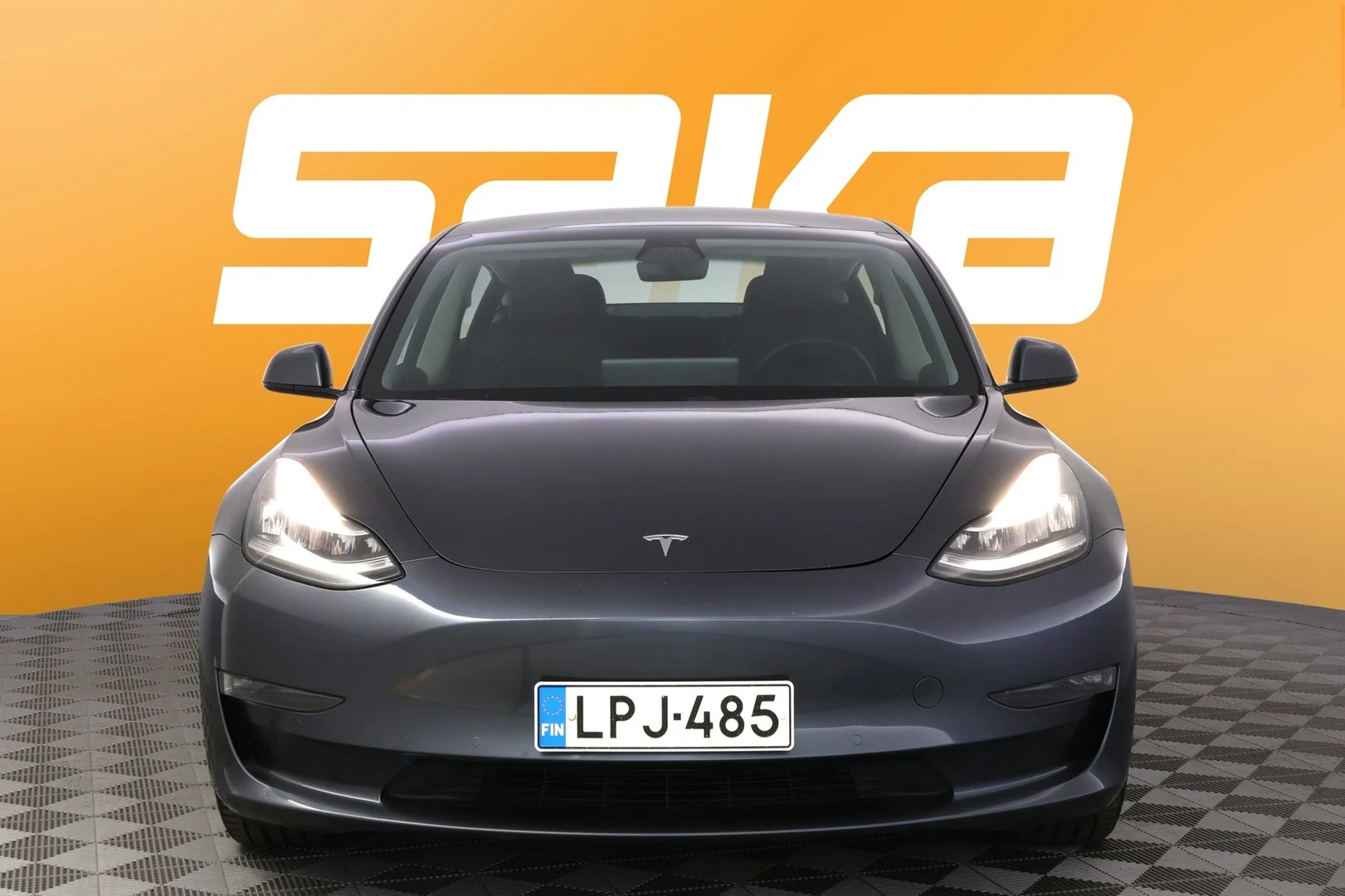 Car Image - 6QpRZ1RfYMqfS3wcGgQsbS