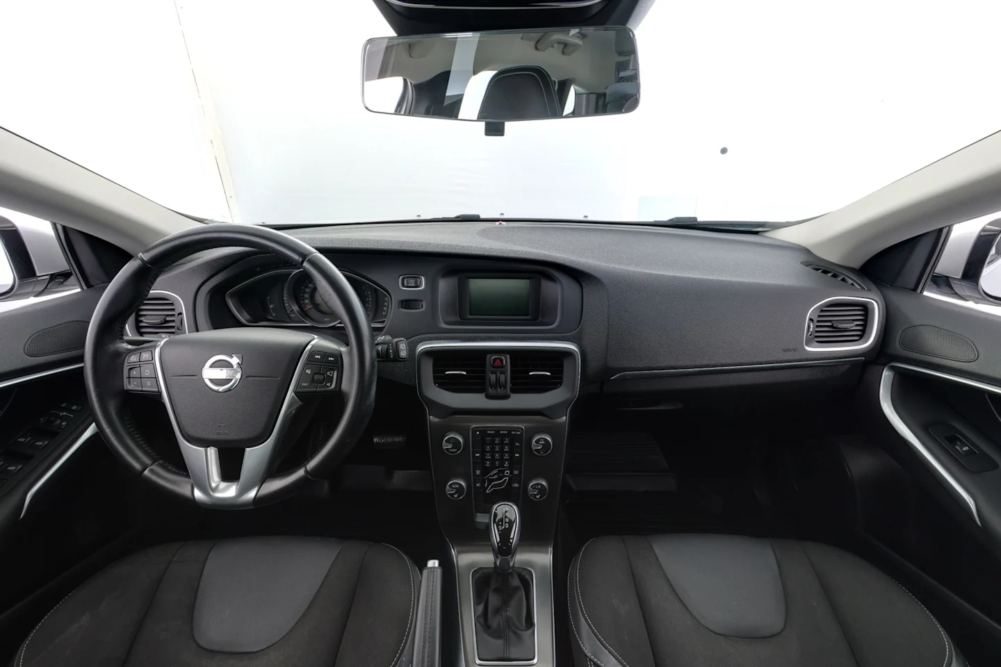 Car Image - 3bEUnd80754nBhfuHwWw1I