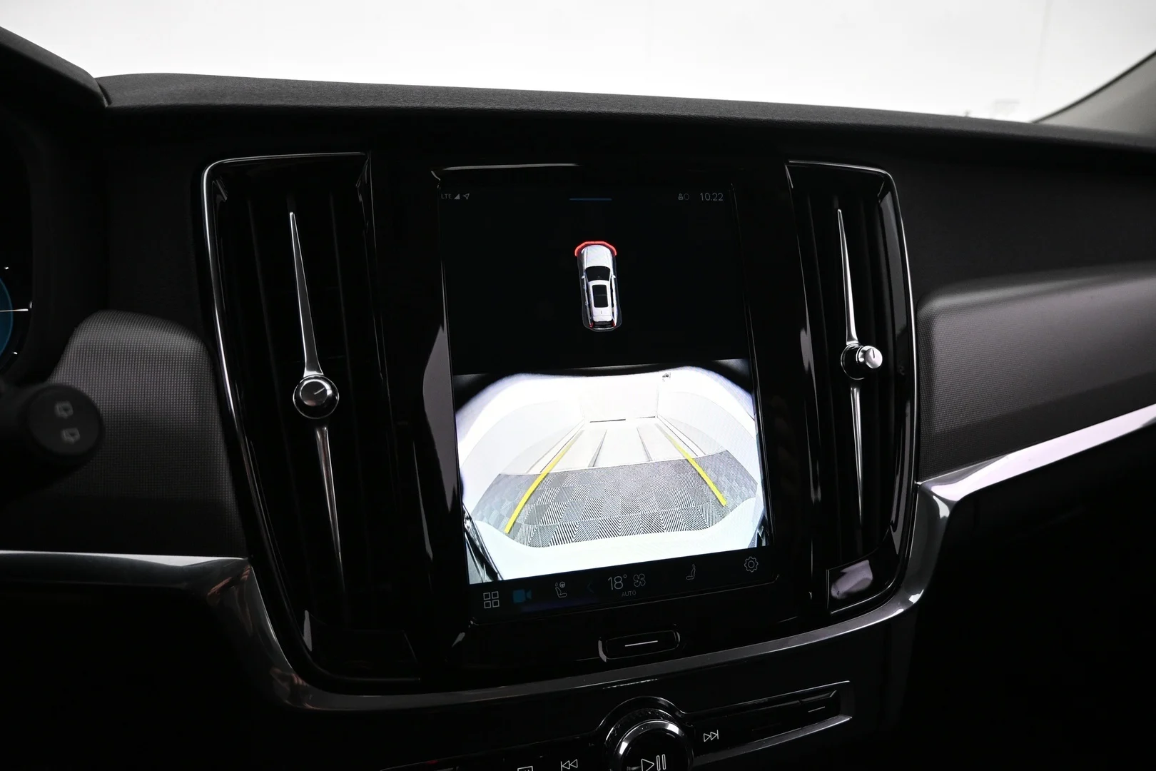 Car Image - 7si1ocLWzjb1Lt8RMh5plm