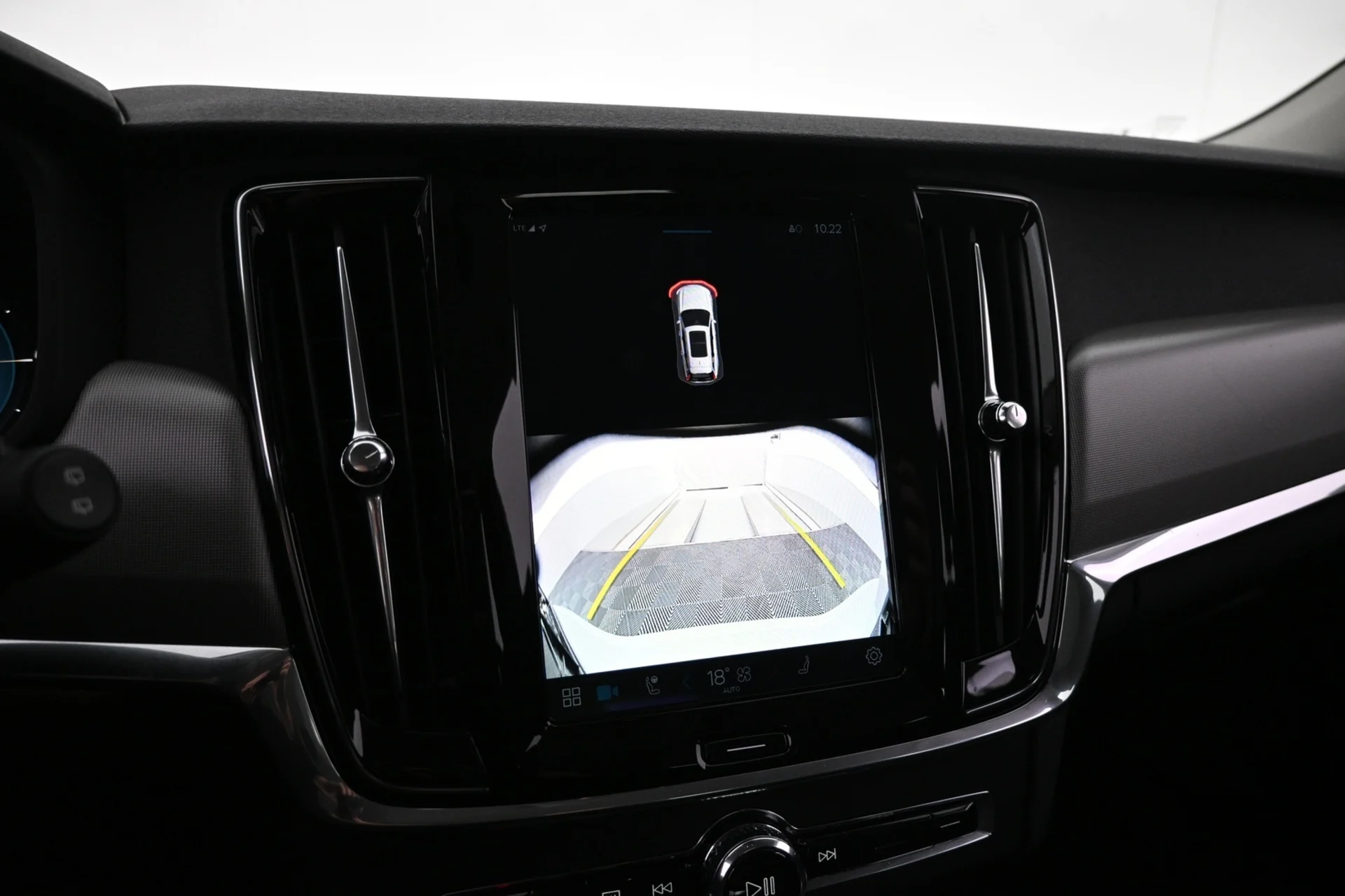 Car Image - 7si1ocLWzjb1Lt8RMh5plm