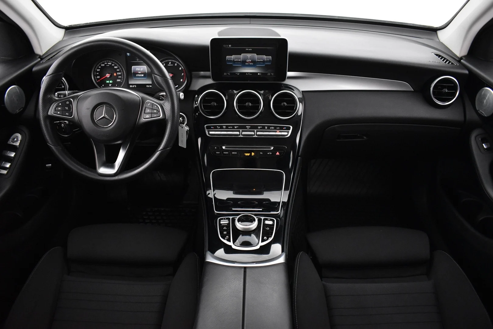 Car Image - 7pOHtxVqaz1Y5jkVuSrFdQ