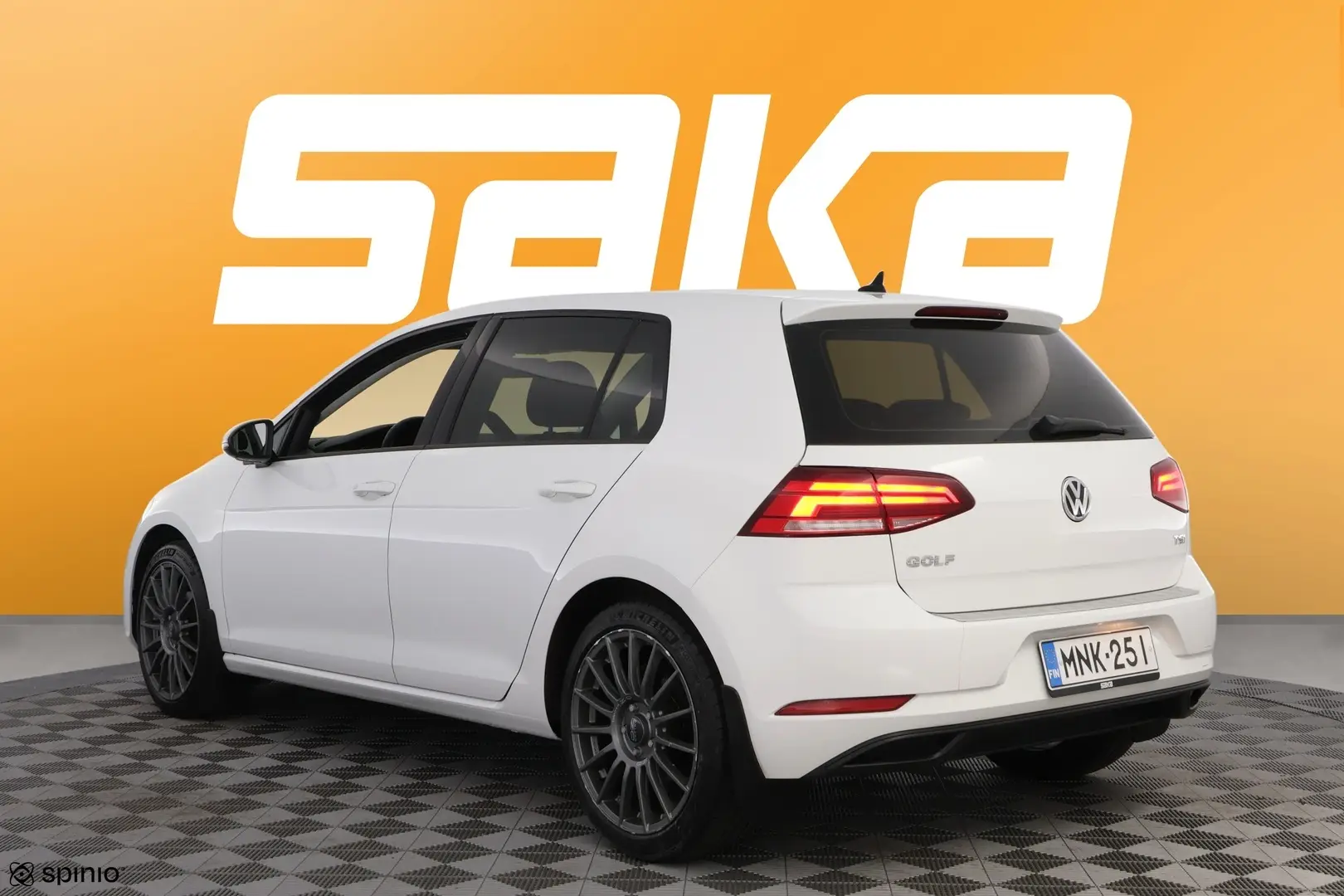 Car Image - 6mYDKD5XtfdO3aaplZ6YRO