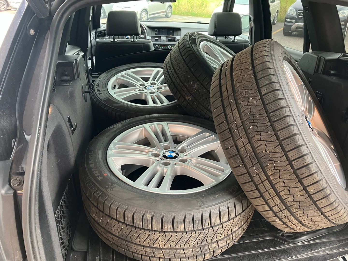 Car Image - 38N2S0TAyrHOtMzbNYQMI7