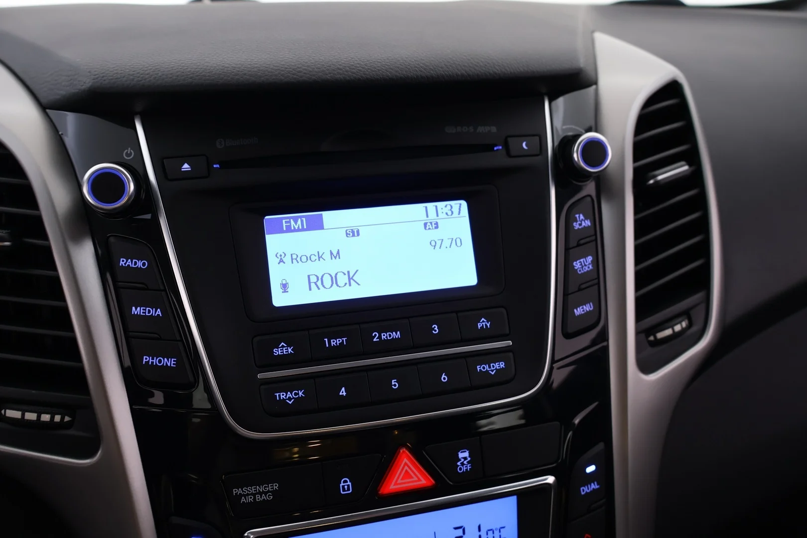 Car Image - 30odsjtnbaUP4QxJWDee3z