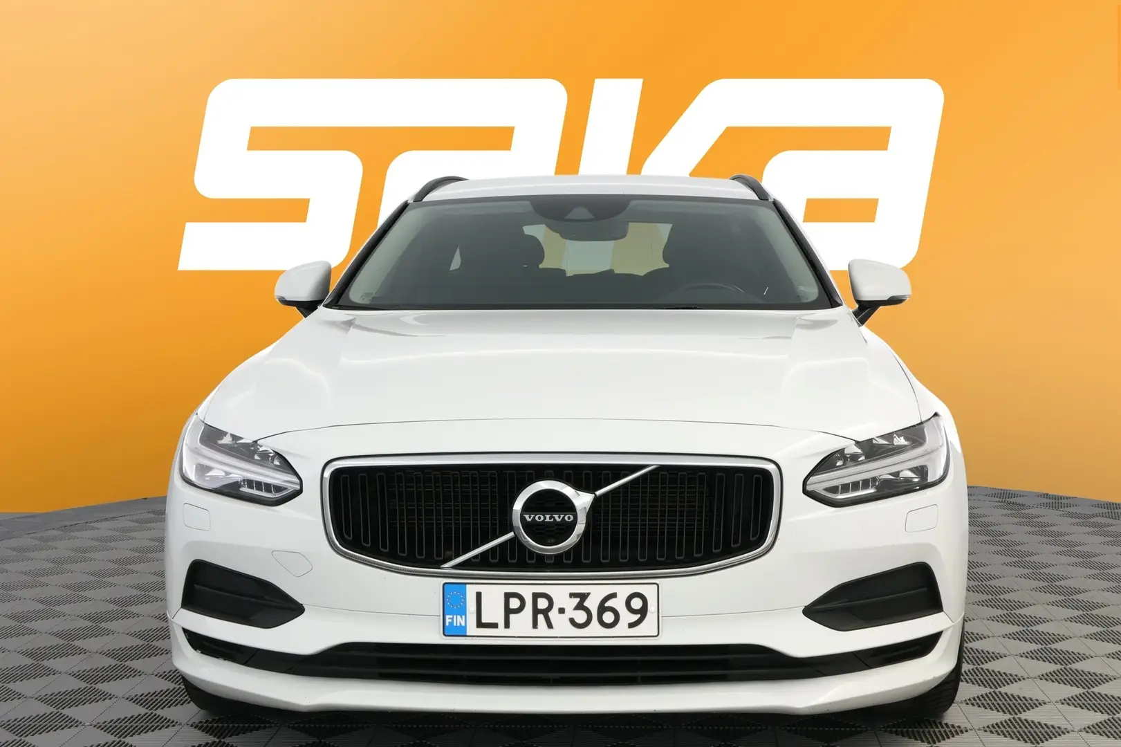 Car Image - 1lEqSXzGEwqiELnFJ6QOpJ