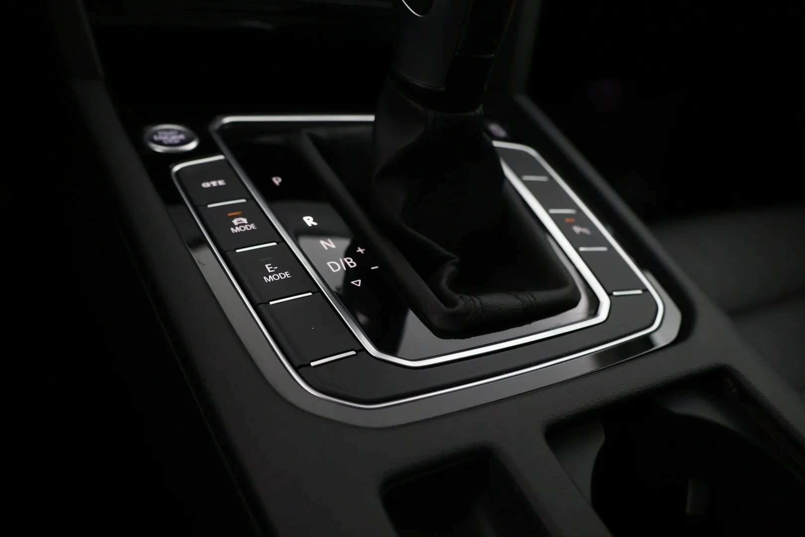 Car Image - 4oY4s6Pw1fcNnpW1DsqXdd