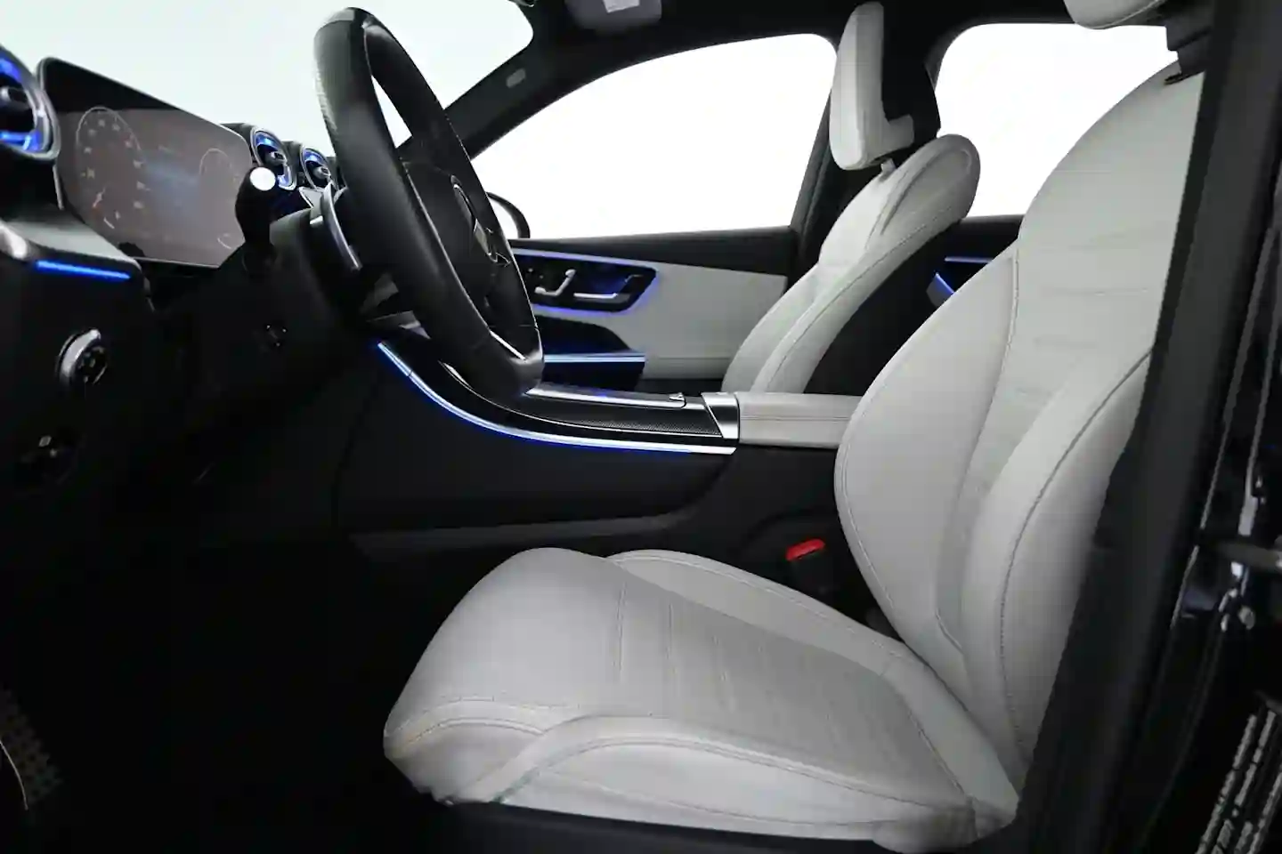 Car Image - 5MjYiR5HuNuoAxjdmQeTFF