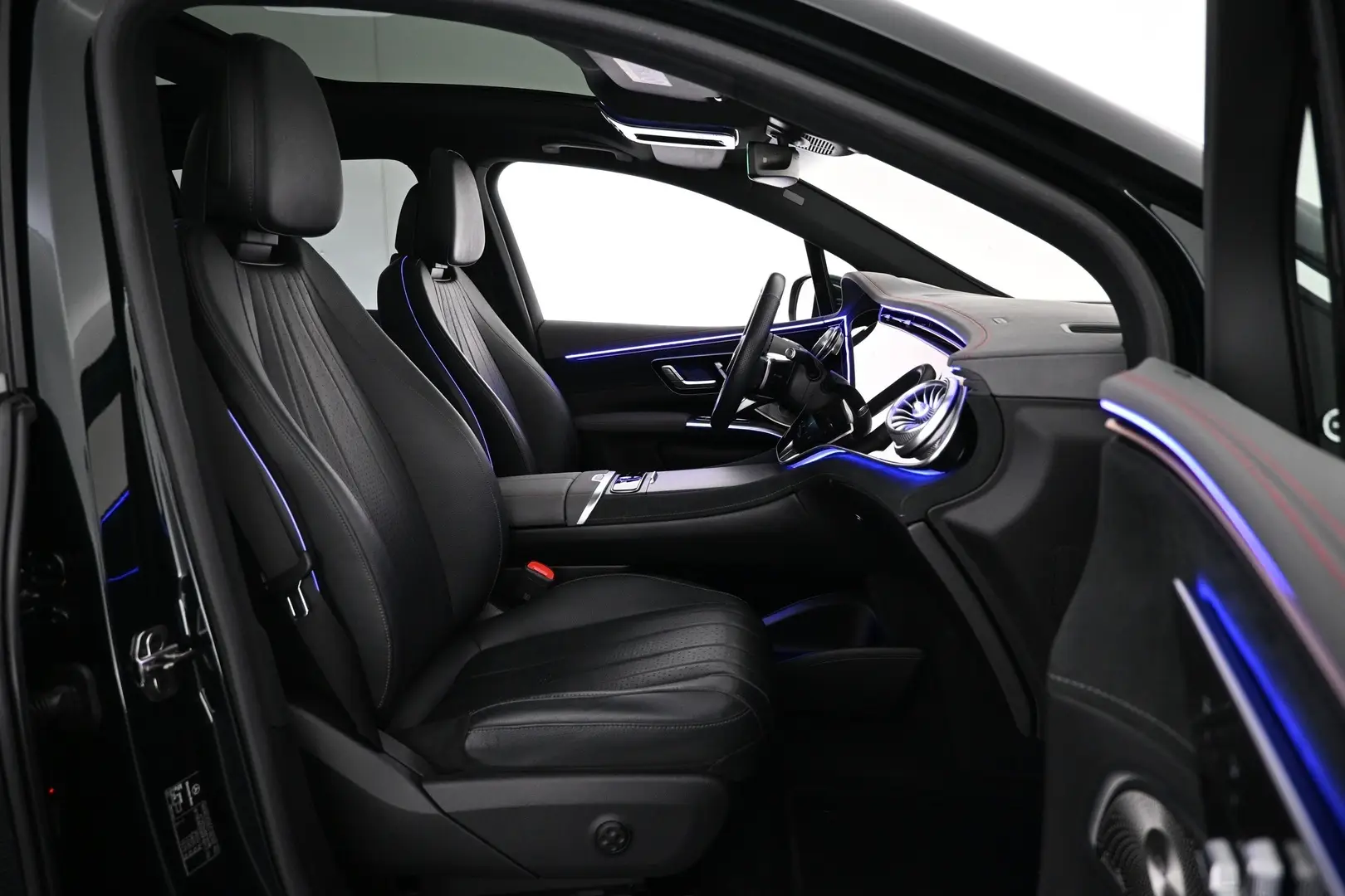 Car Image - 140ZII9XkbIkxbUb7sOgV6