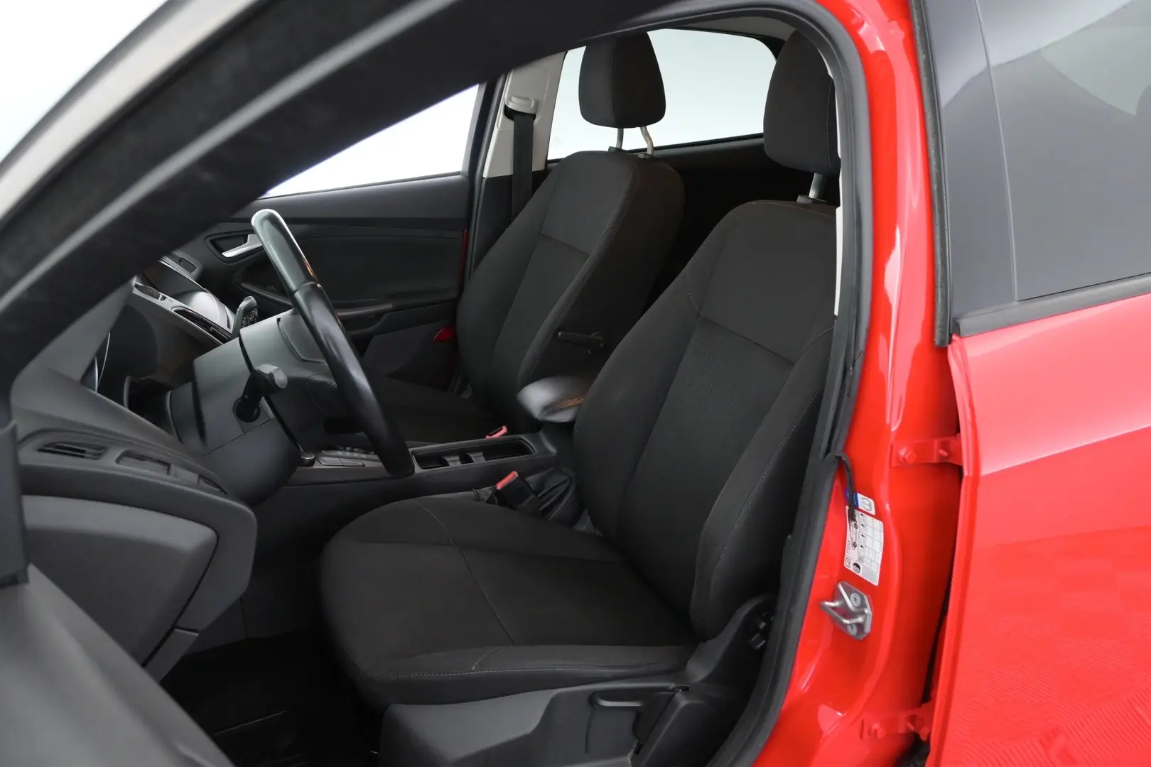 Car Image - 5YcxwP1U59q2AGC4eOsgLq