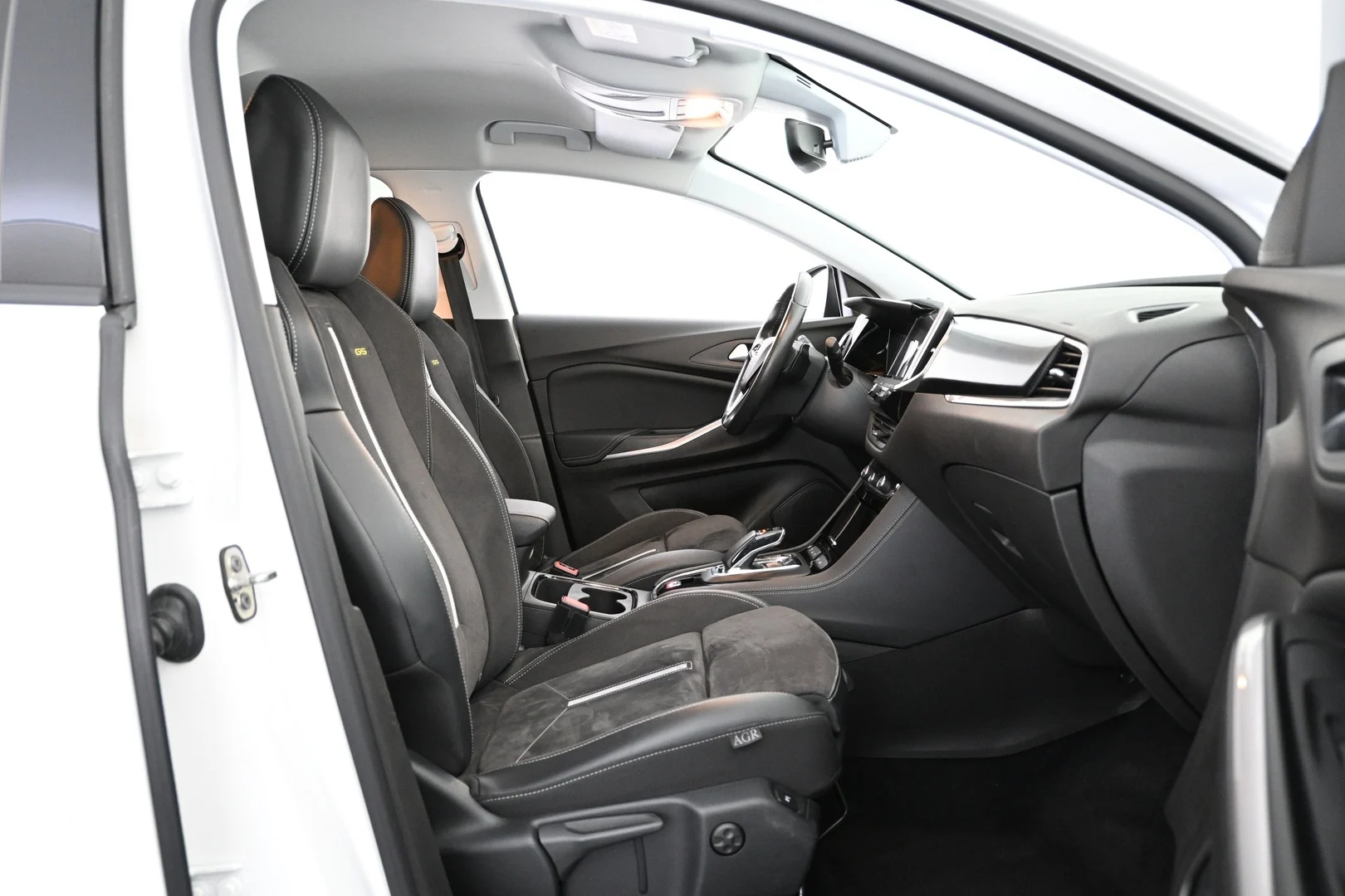 Car Image - 3aAV3CzFKXn978546ojnGV