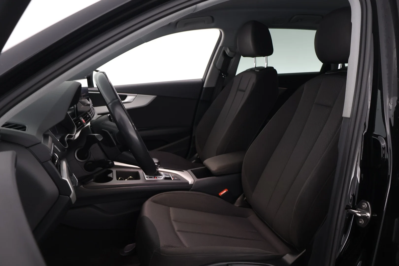 Car Image - 59IUNpT3FCXMvdSlFwkR7u