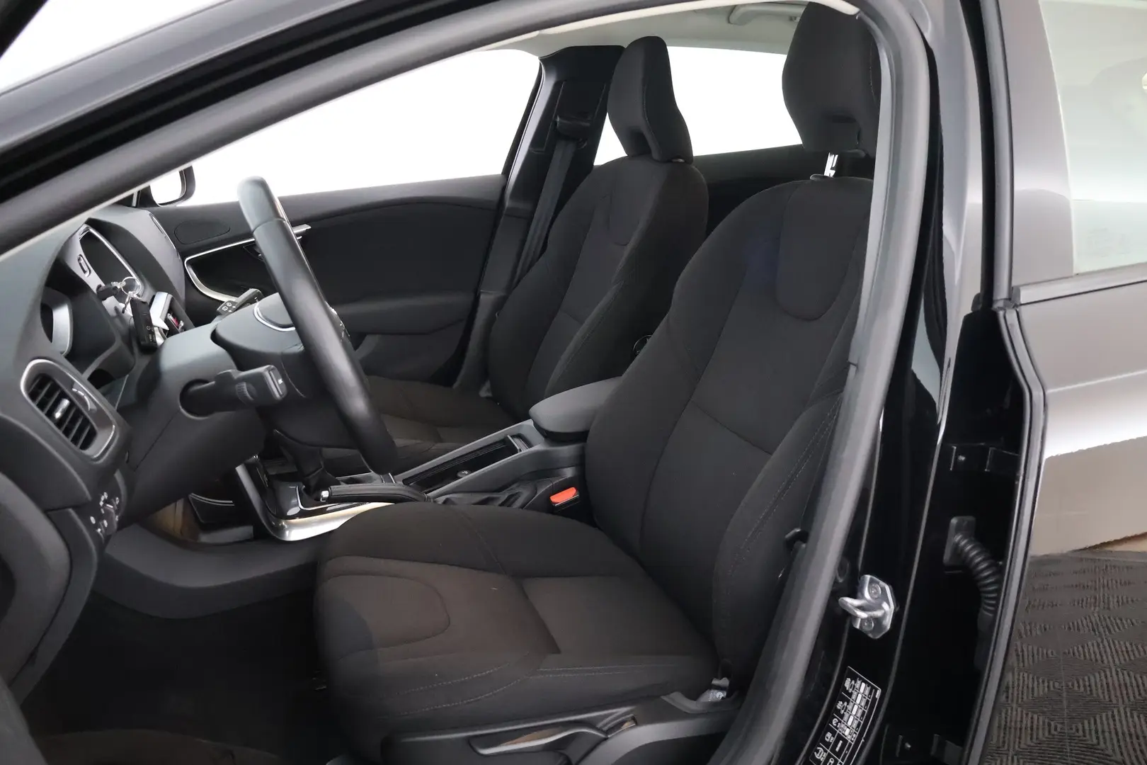 Car Image - 5Bft4XWNlqgnou7wvP1hW