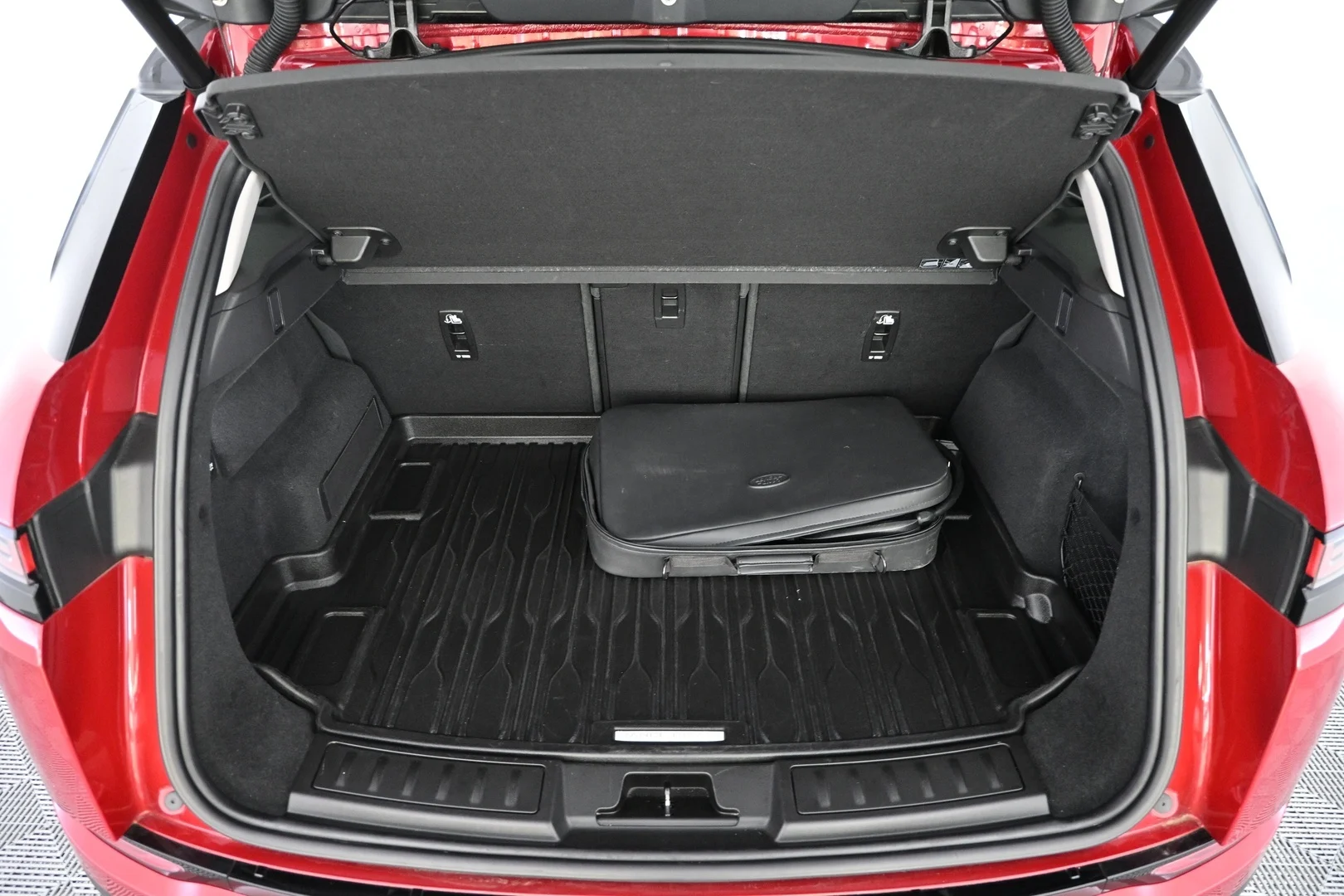 Car Image - 3X0g6vcGQfpjC67Ccmd2Ln