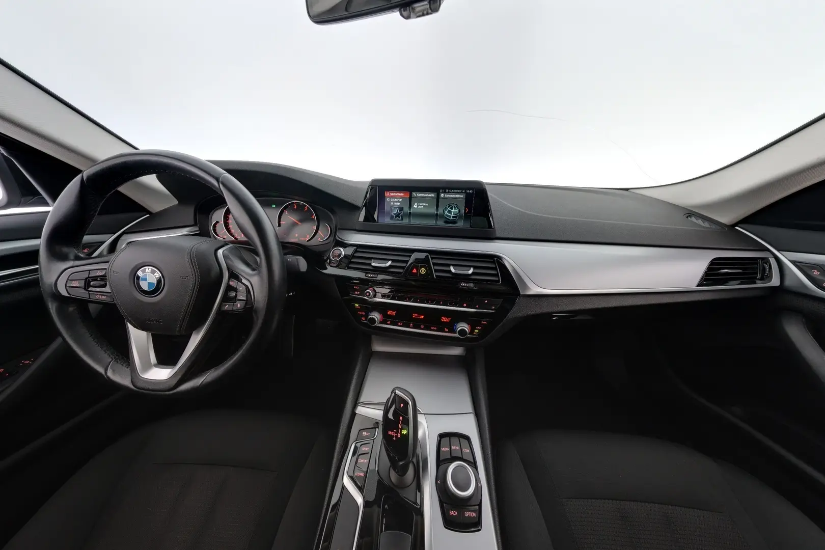 Car Image - 19jdeylwNVoCci9pmiTbML