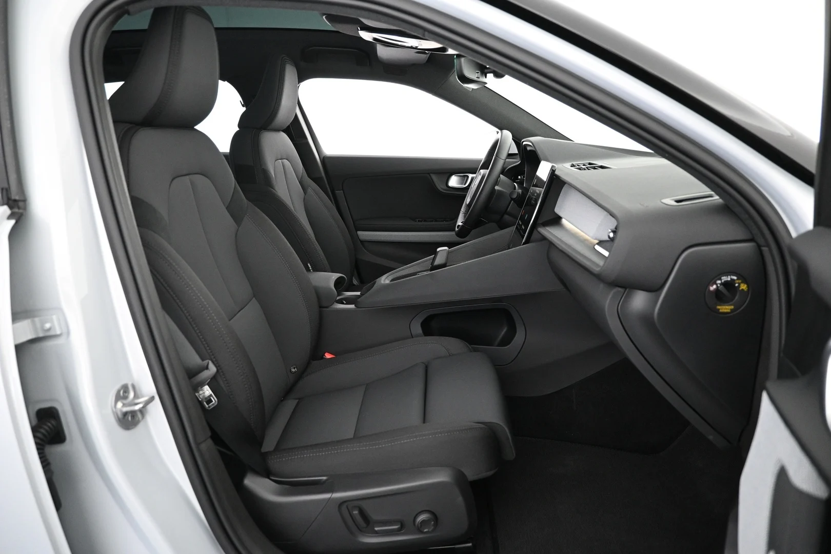 Car Image - 5JfUVtDQNO4e85DicFEtEU