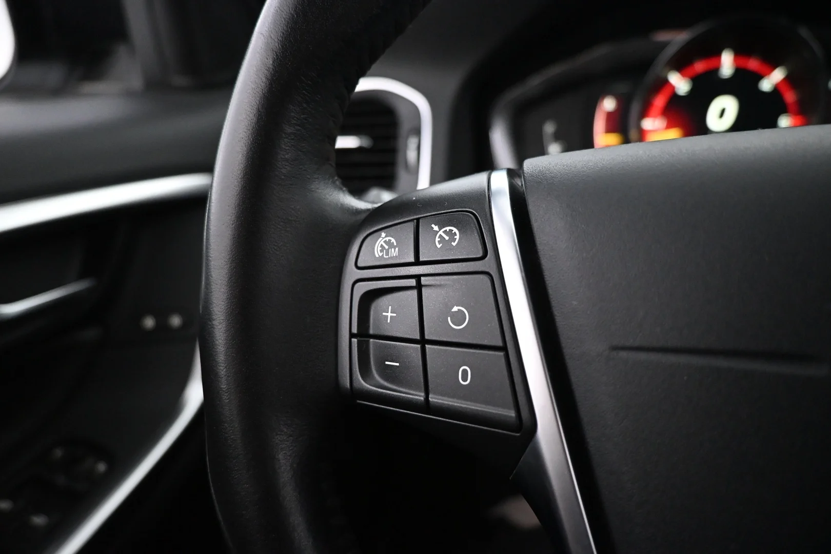 Car Image - 2shsRcaRdZ4ftcQpl9FL9F