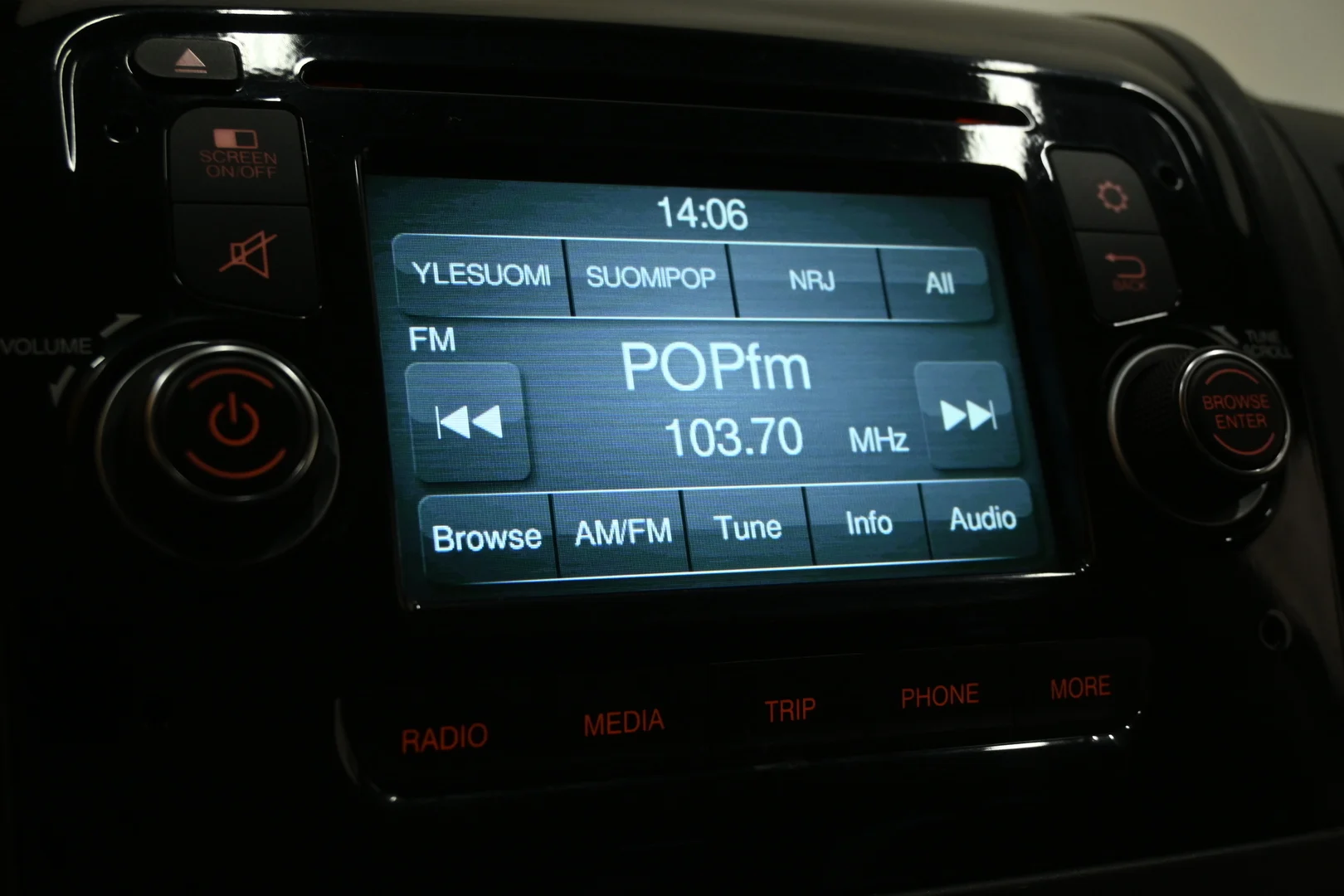 Car Image - 6EC9UTJiFxseVkypcaHLff