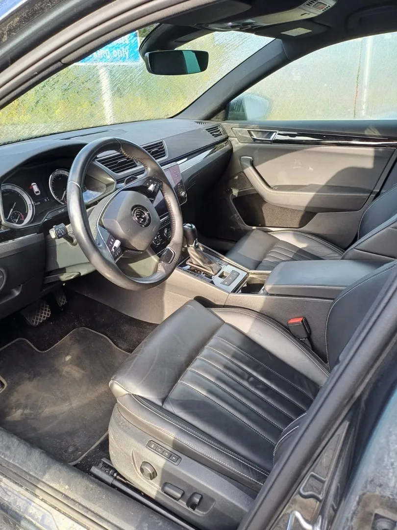 Car Image - 6rkszKoqAmzYfrKxbNEO8L