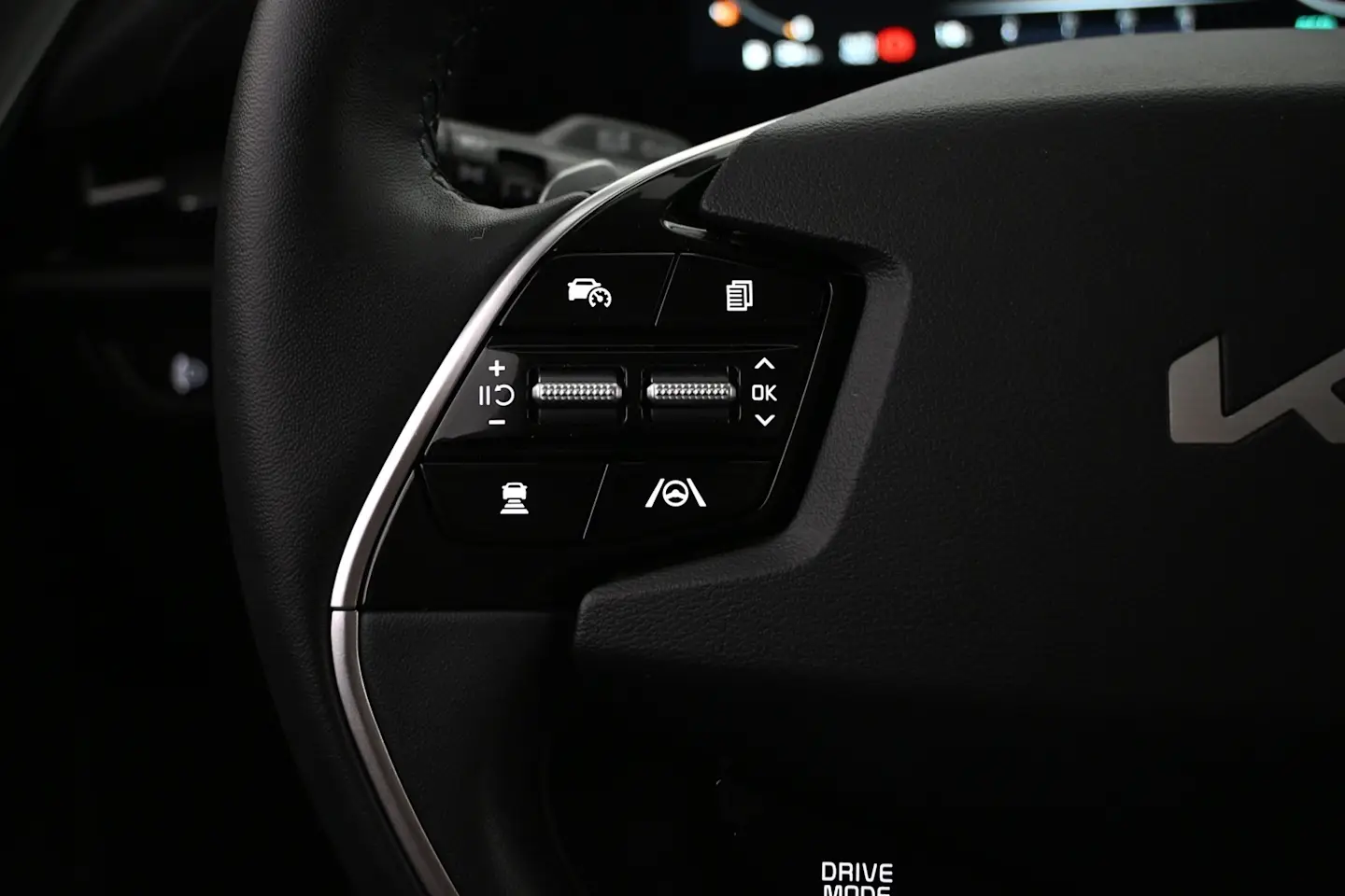 Car Image - 2iU97yu6IcAHl6vioPZt7u
