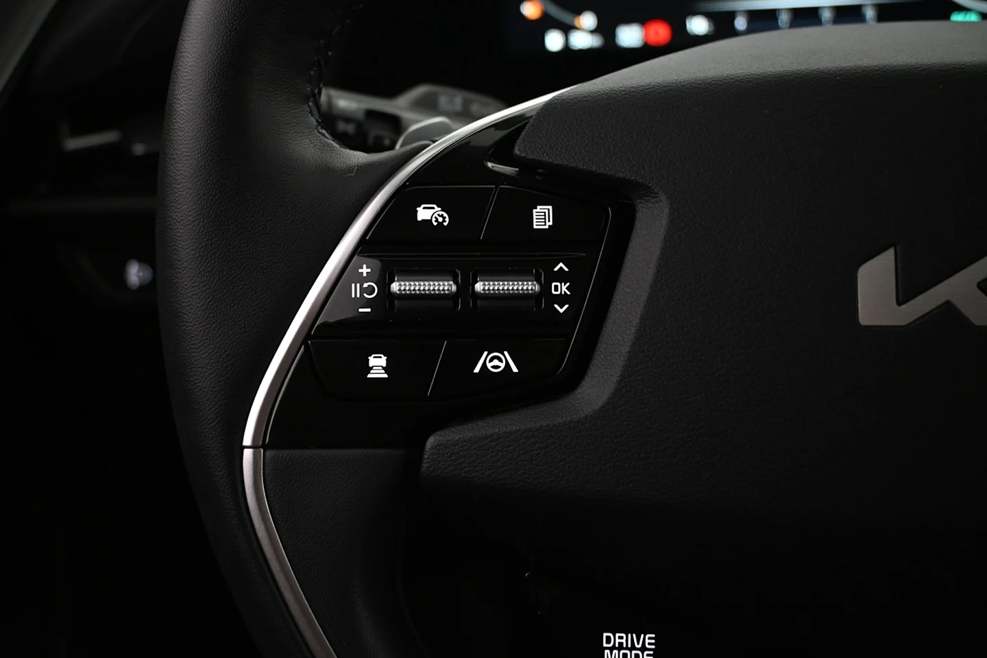 Car Image - 2iU97yu6IcAHl6vioPZt7u