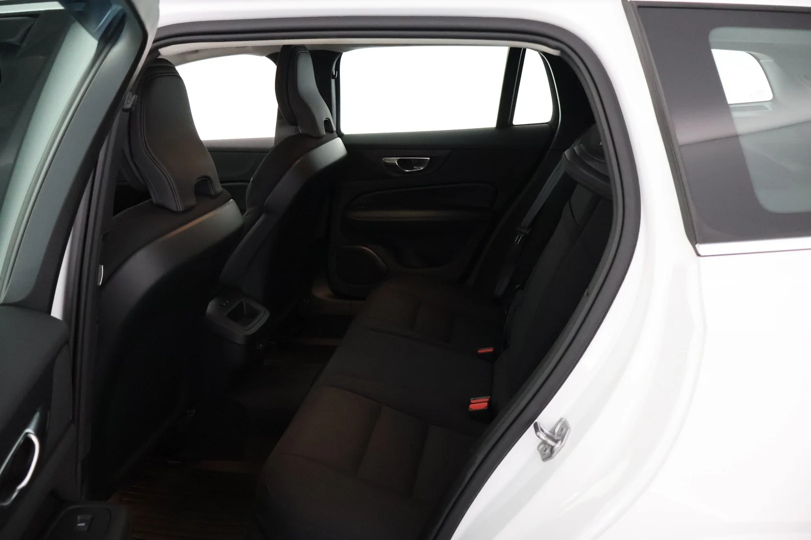 Car Image - 4e7ZT2fXNYT4TcImXABaVd