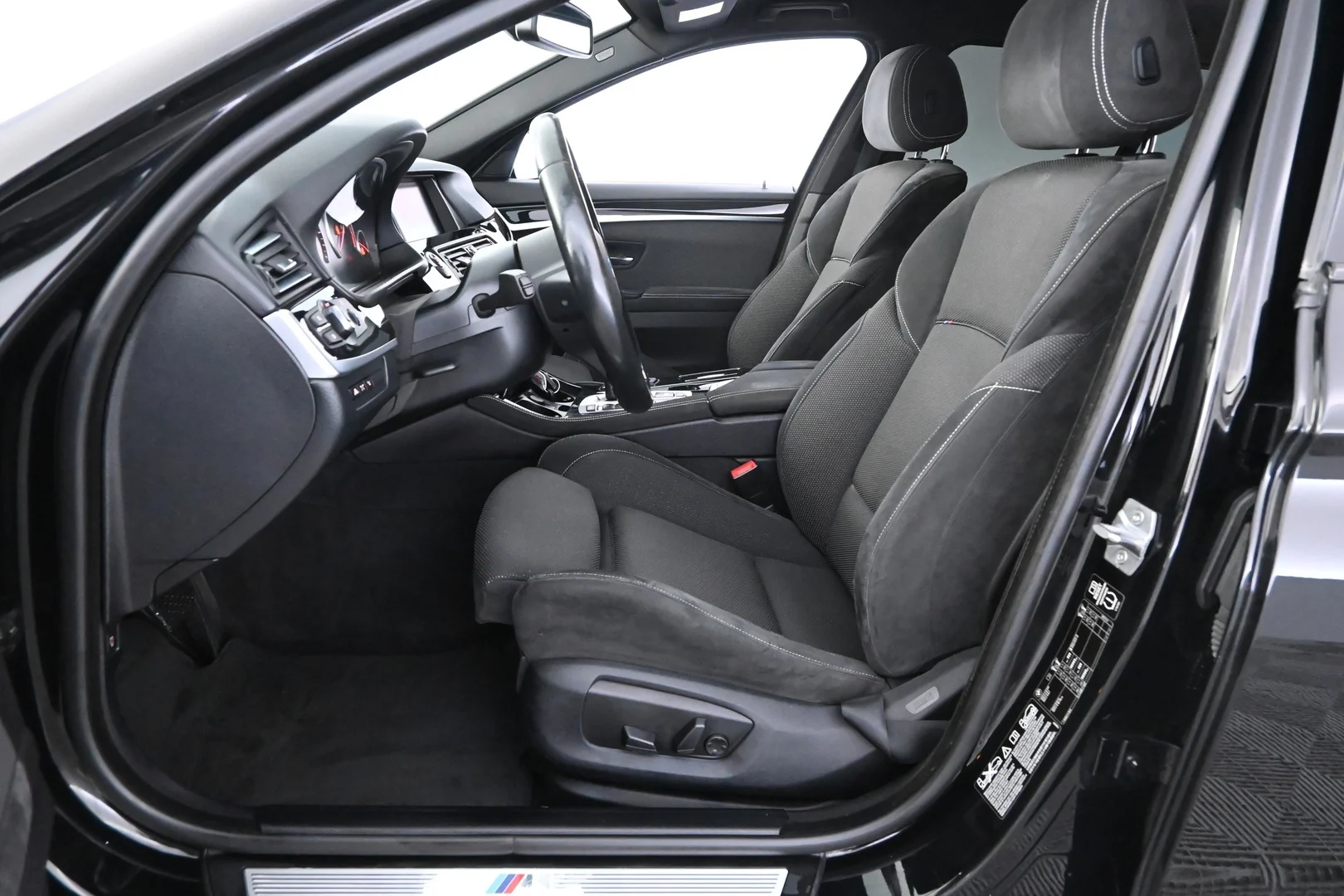 Car Image - 4A168s7Qt5zvwSNELIfjkk