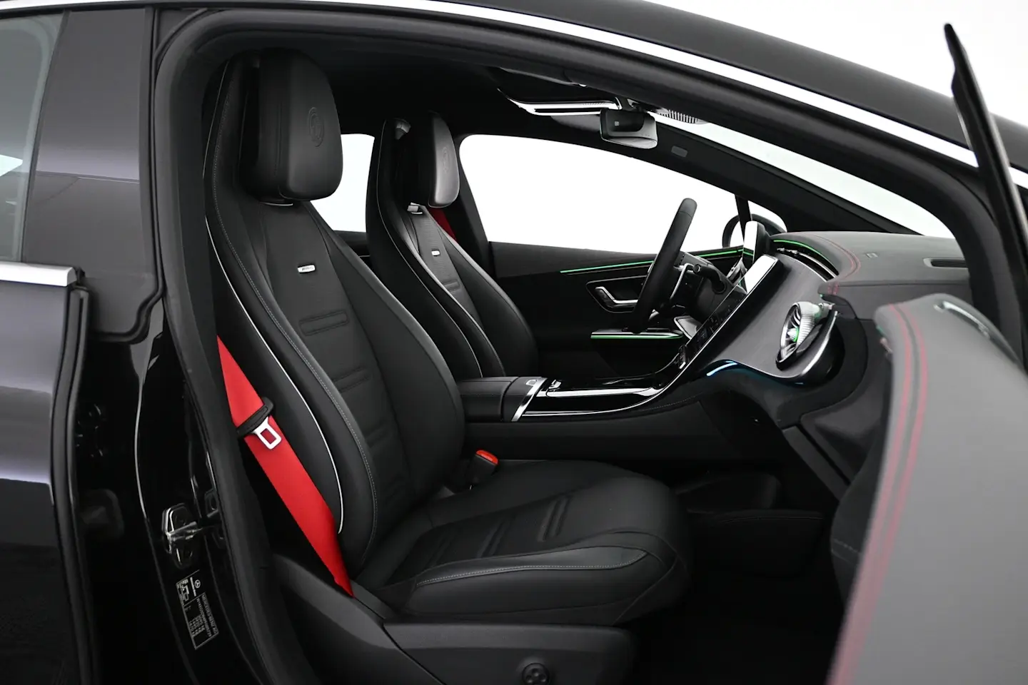 Car Image - 7tN7AoOpuQoHCrWbvqMLU7