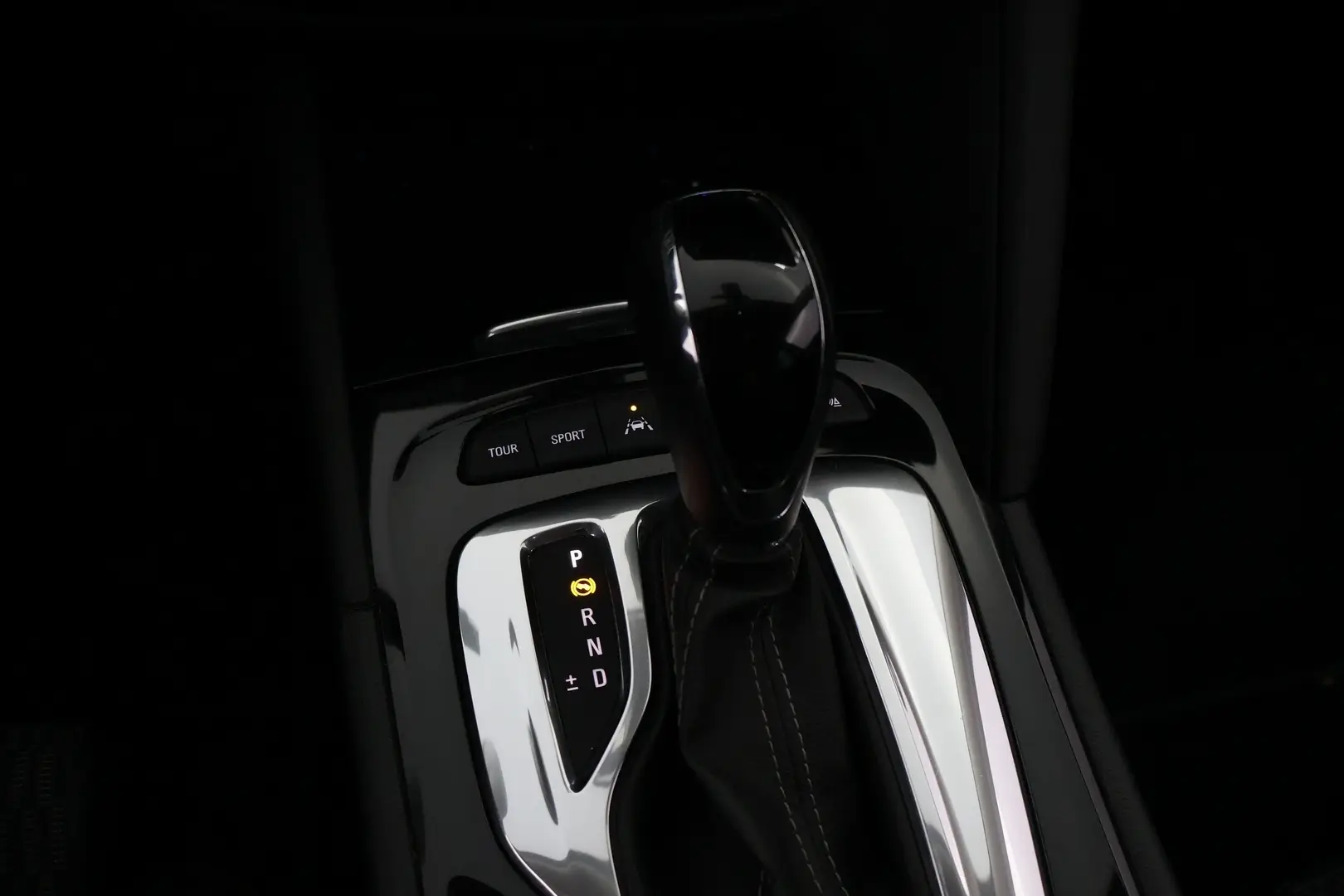 Car Image - 7jG3em0Dm8CXcHsRyp4amz
