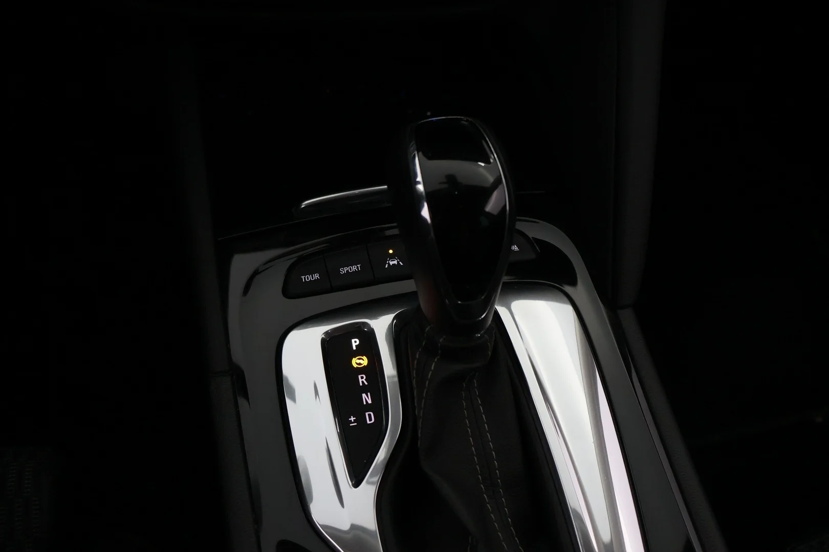 Car Image - 7jG3em0Dm8CXcHsRyp4amz