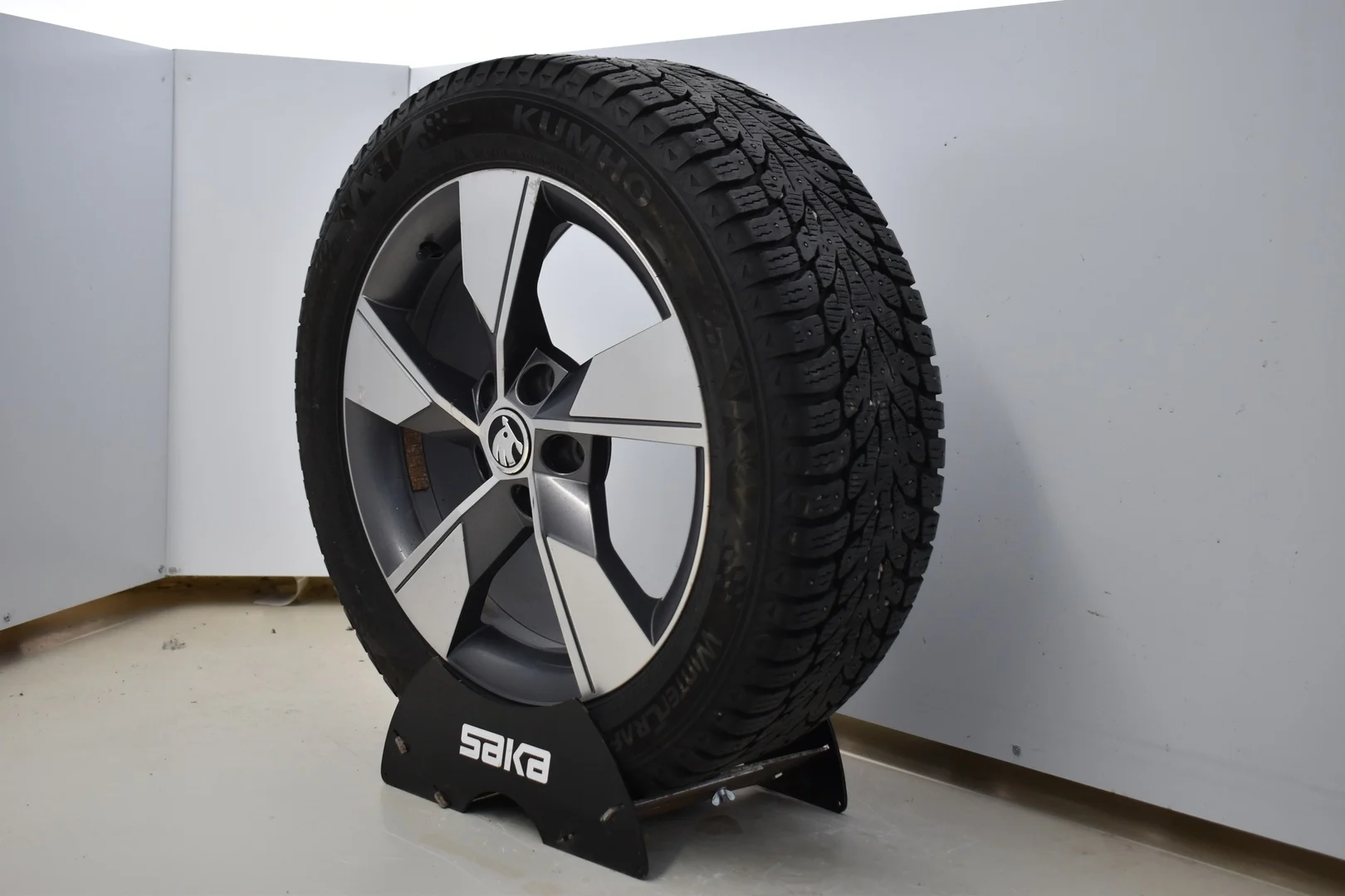 Car Image - 4gIK1PXQniBHxosG0dg0pU