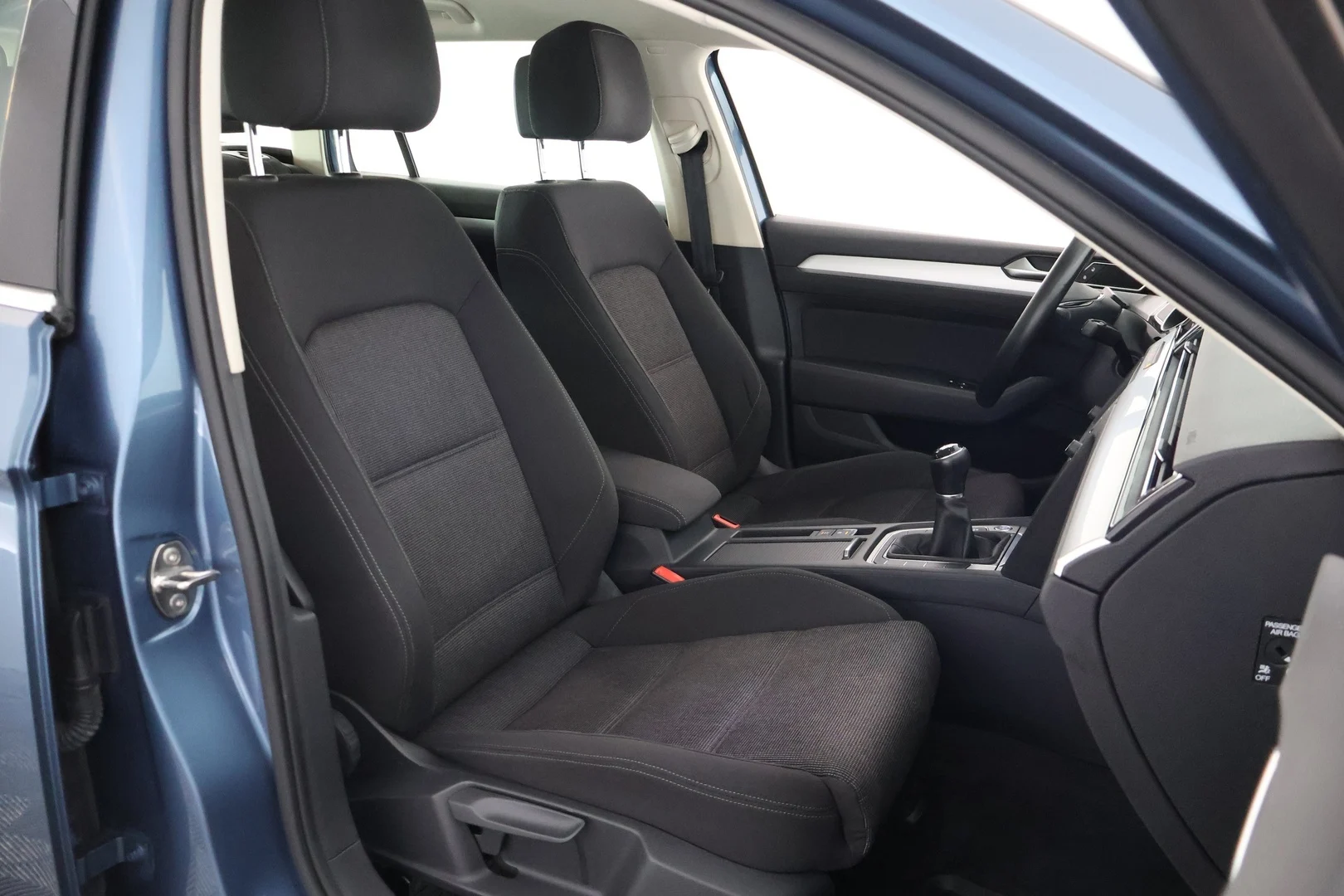 Car Image - gYQnADnfo8858KXRKjg7I