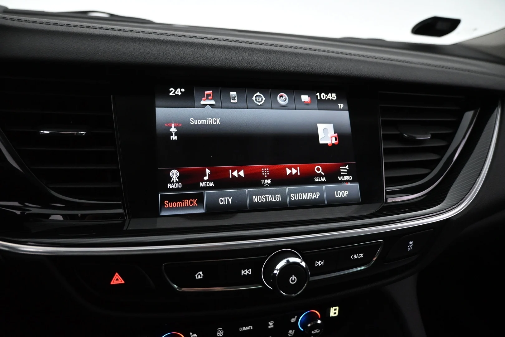 Car Image - 6MJZPX6hYf1m4eT5D9czAu