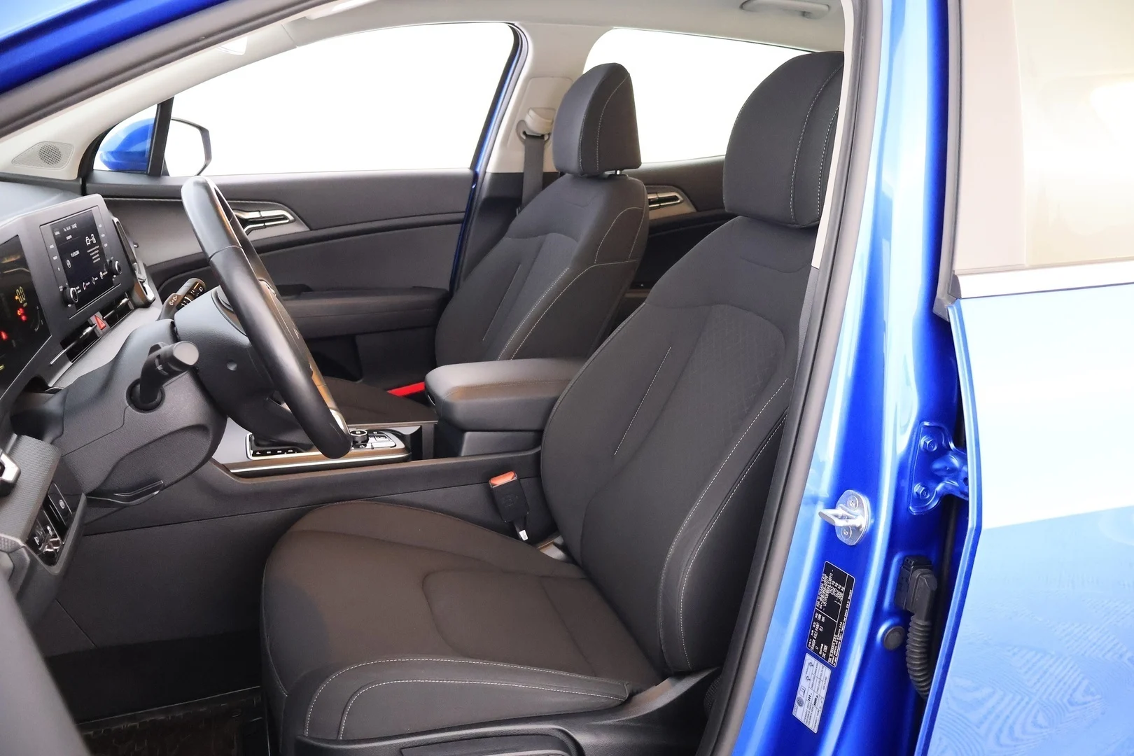 Car Image - 1eeu9yB1QaJxbi0Uw1XZWS