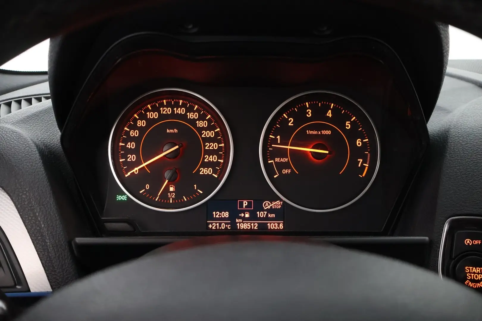 Car Image - 1RbrVDoHfyNc0fcnIEo95v