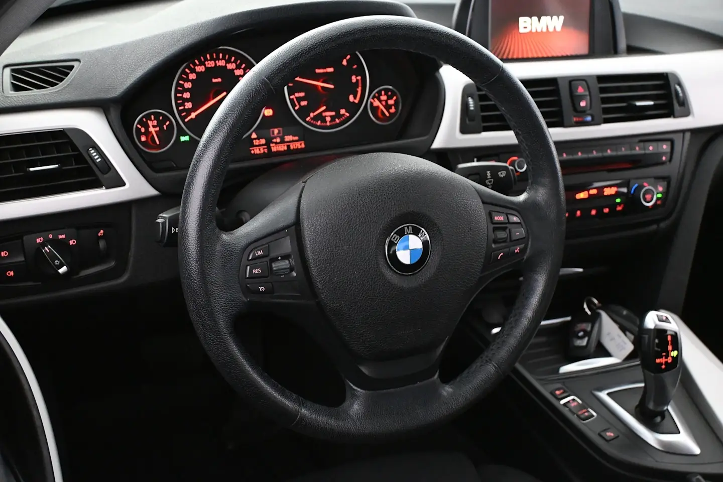 Car Image - 791zJv9Z1QOh0skAmnxfYd