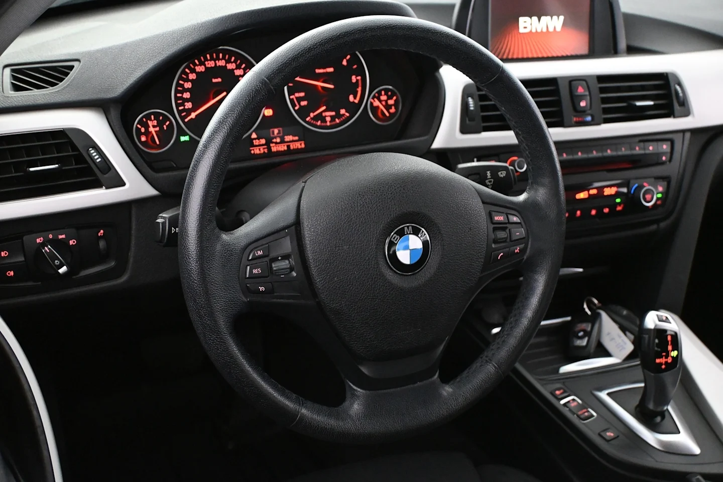 Car Image - 791zJv9Z1QOh0skAmnxfYd