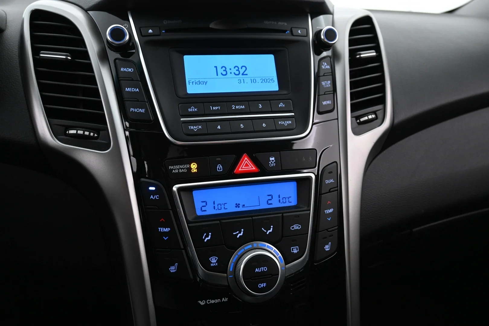 Car Image - 1TkN1u28u2hk4rjPWGfQKJ