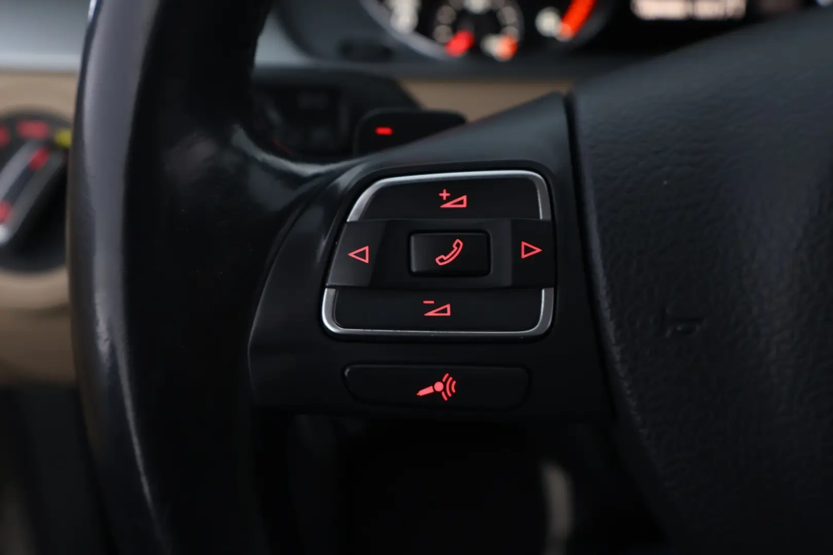 Car Image - 4cAWCTAfRbWRcS1B4Ab7xQ