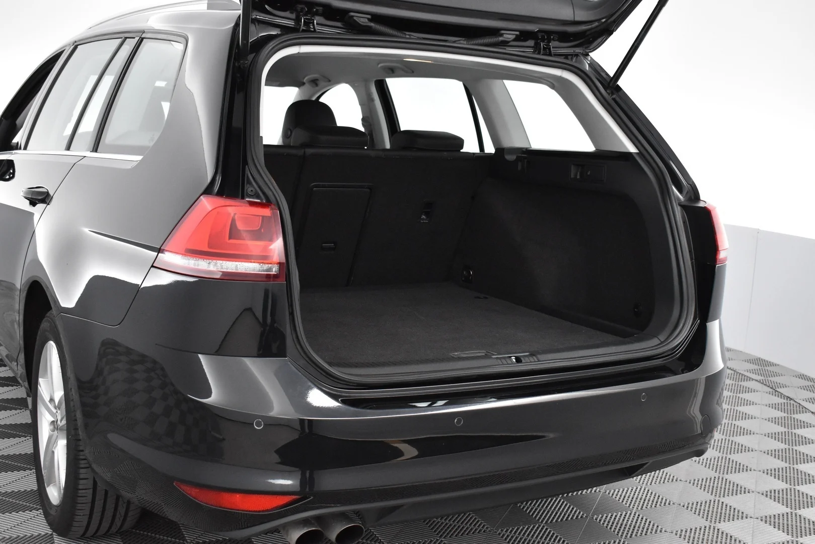 Car Image - 1ykIjJXoCVyYVRvyt9ycmd