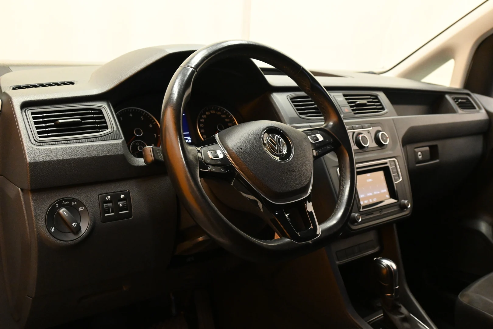 Car Image - 5VnEtNJzymzkKYdEkaDBzj