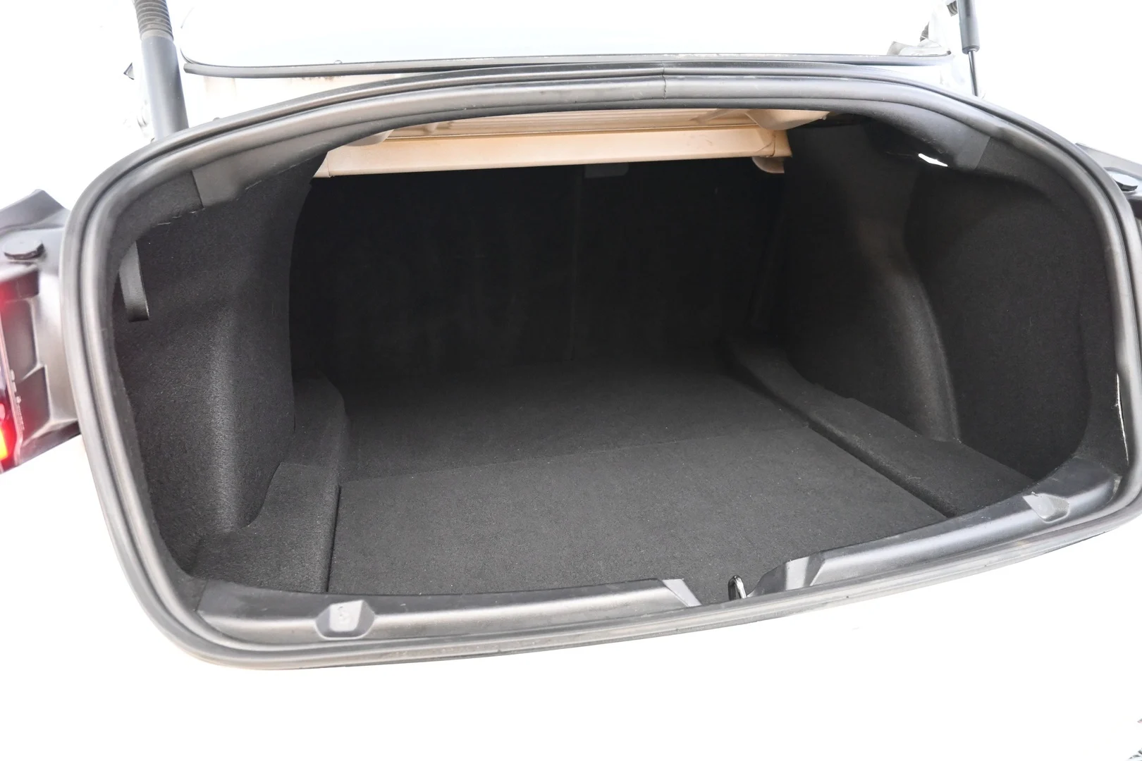 Car Image - 7ivc6IloqeRvjSQp6VKFHR