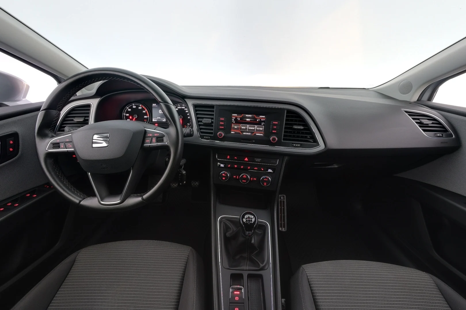 Car Image - 2Q7sSMWRiFtOTh6SkXmmzr