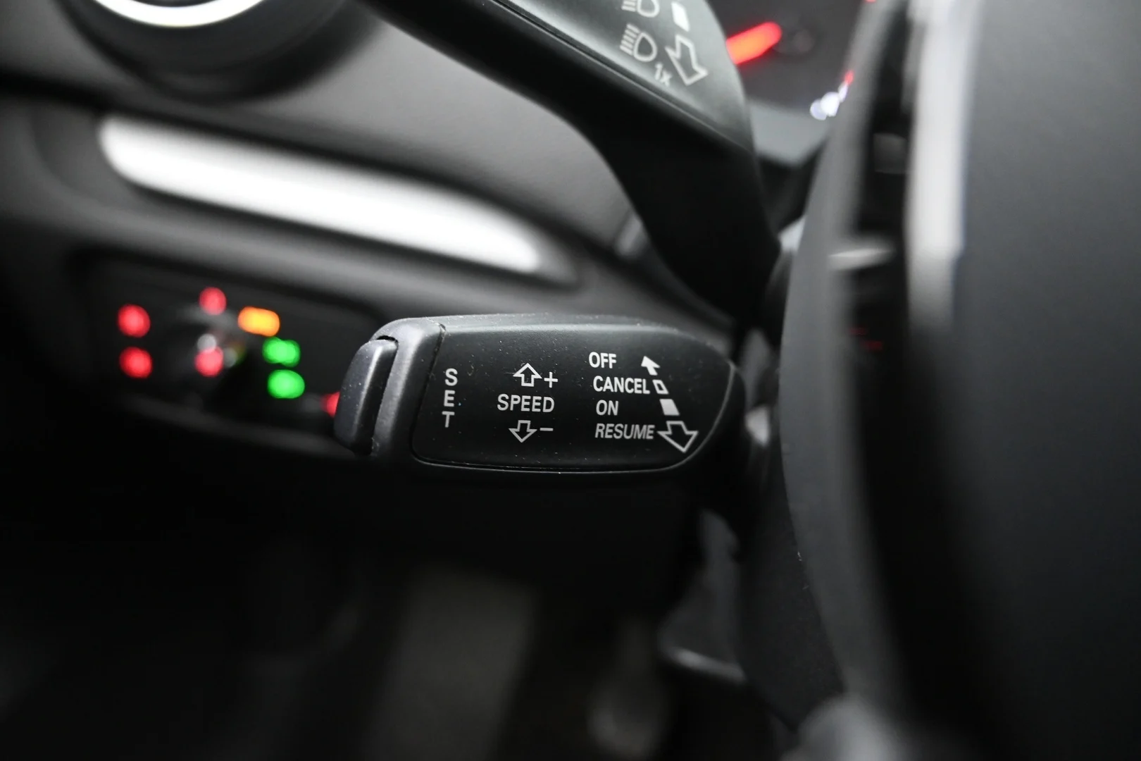 Car Image - VToUAqN6cO4VFTAfTX40Z