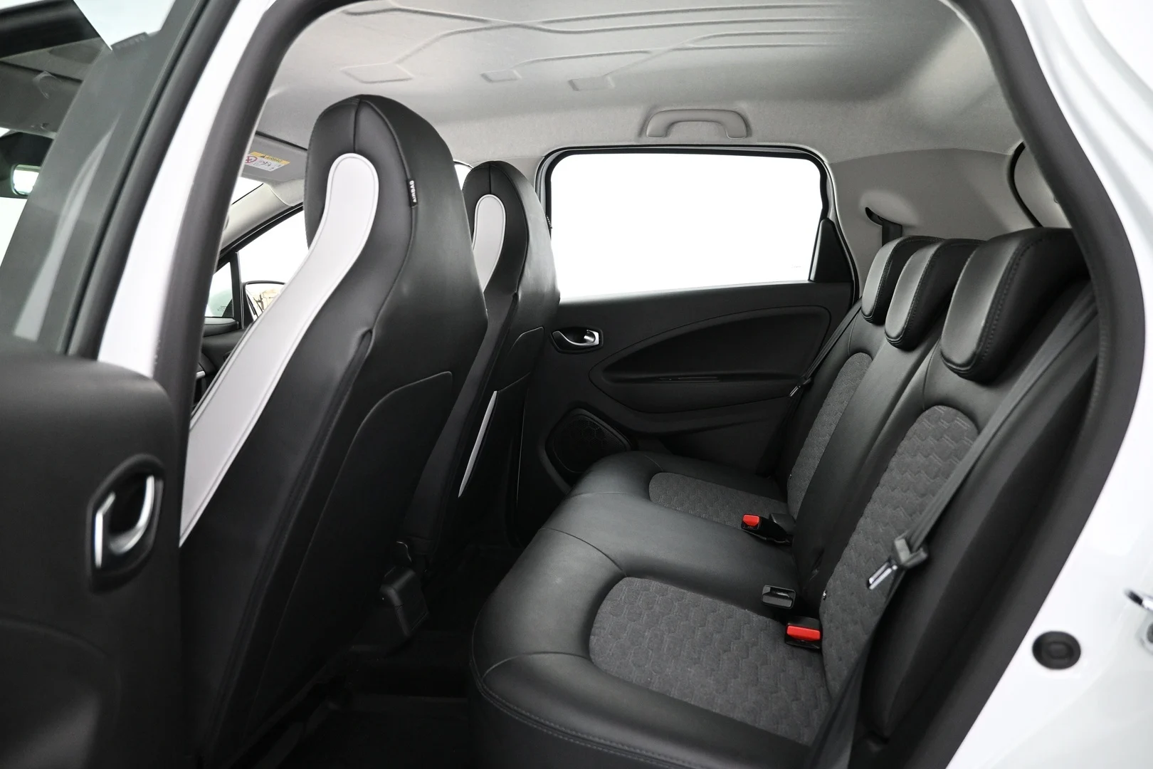 Car Image - 2BC78yHWhyXVpsWqjdq7Sz