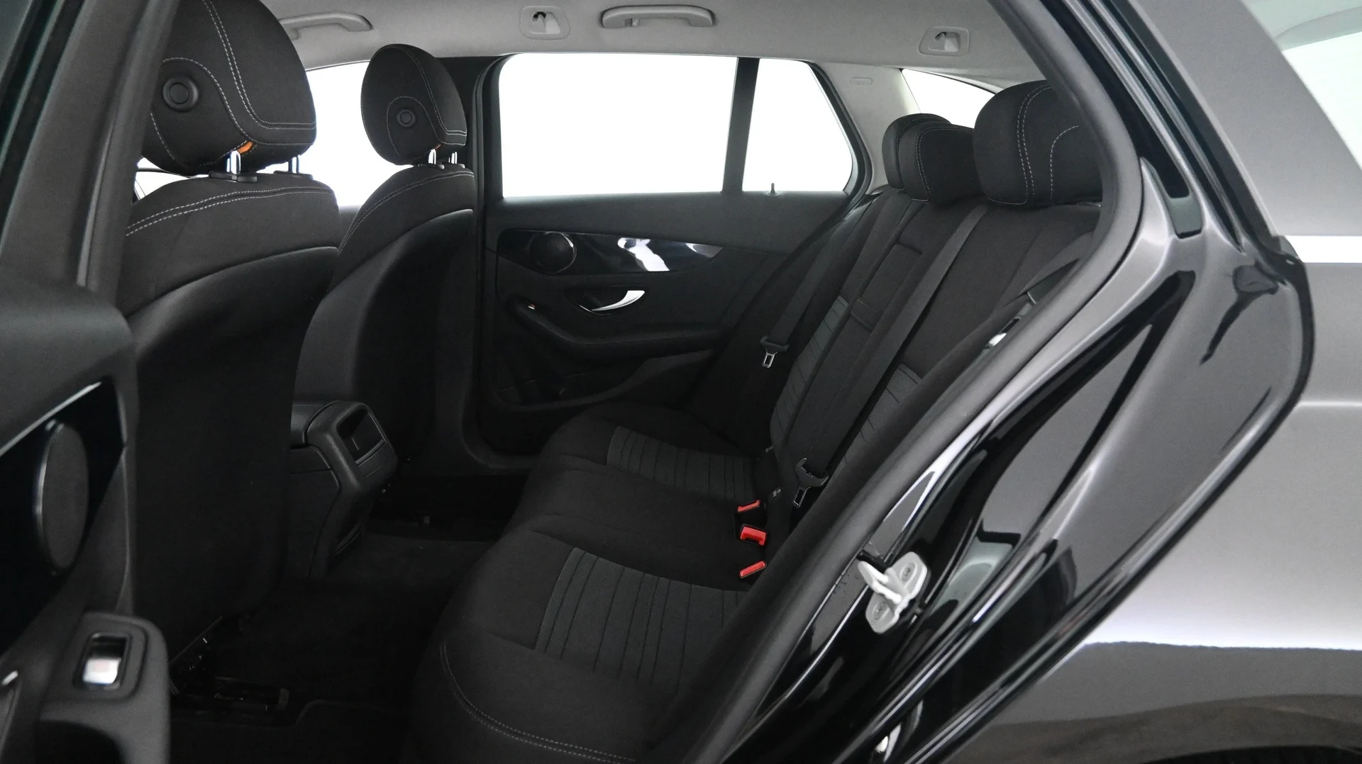 Car Image - 8fsJWIVRYIdcwd6IQihQN