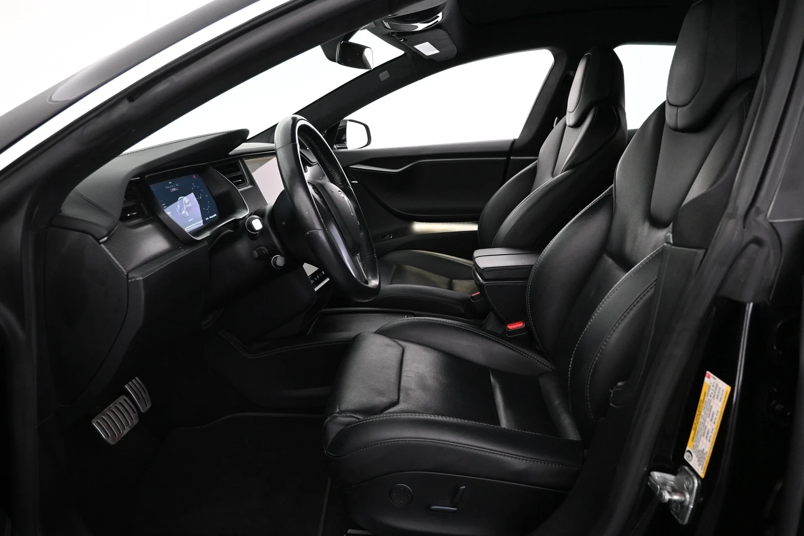 Car Image - 5pkijbN3u692SmJrPrC8sO