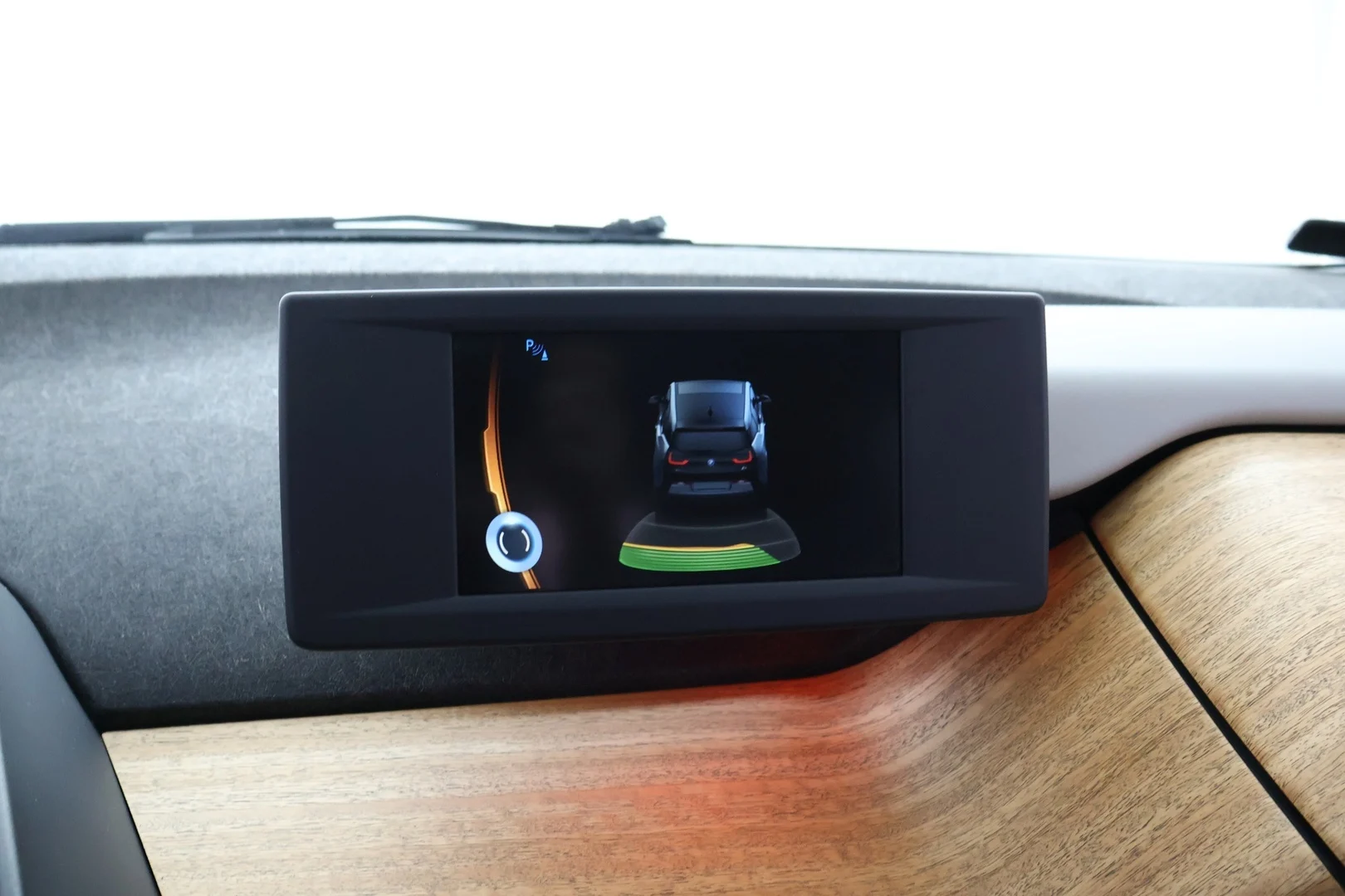 Car Image - 4f7OzMoBCvlURJXeDaxDHI