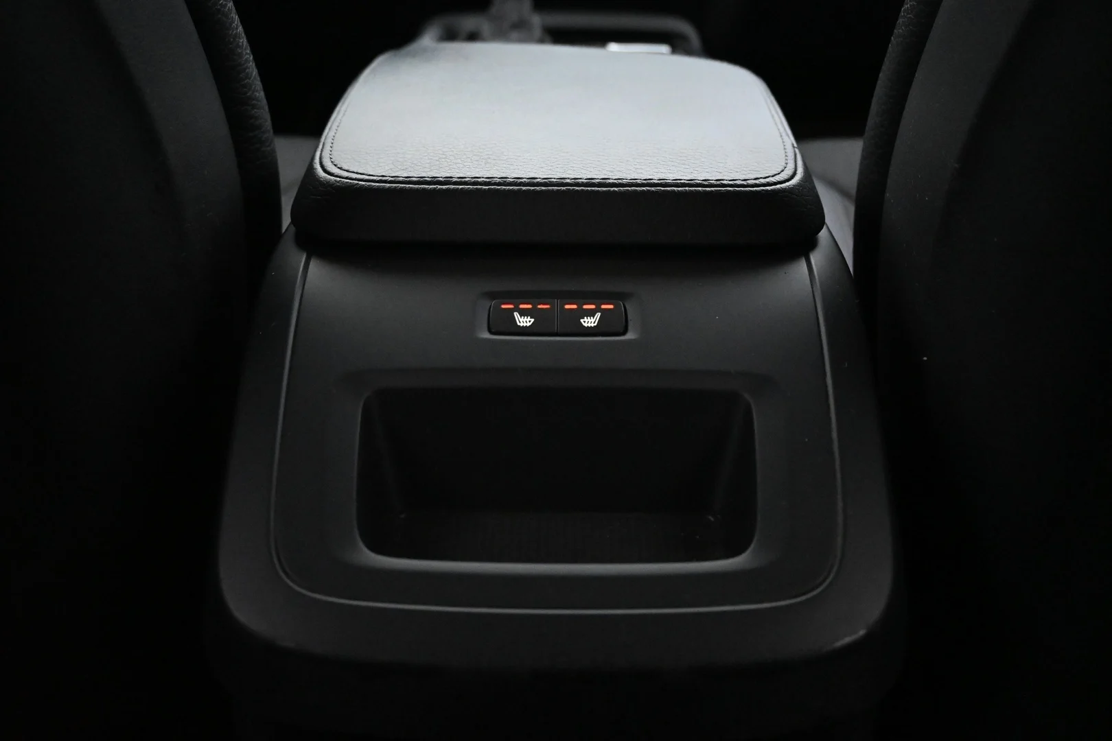 Car Image - 3feLLQ9NGwuVBxNd0KHm89