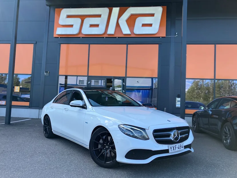 Mercedes-Benz E