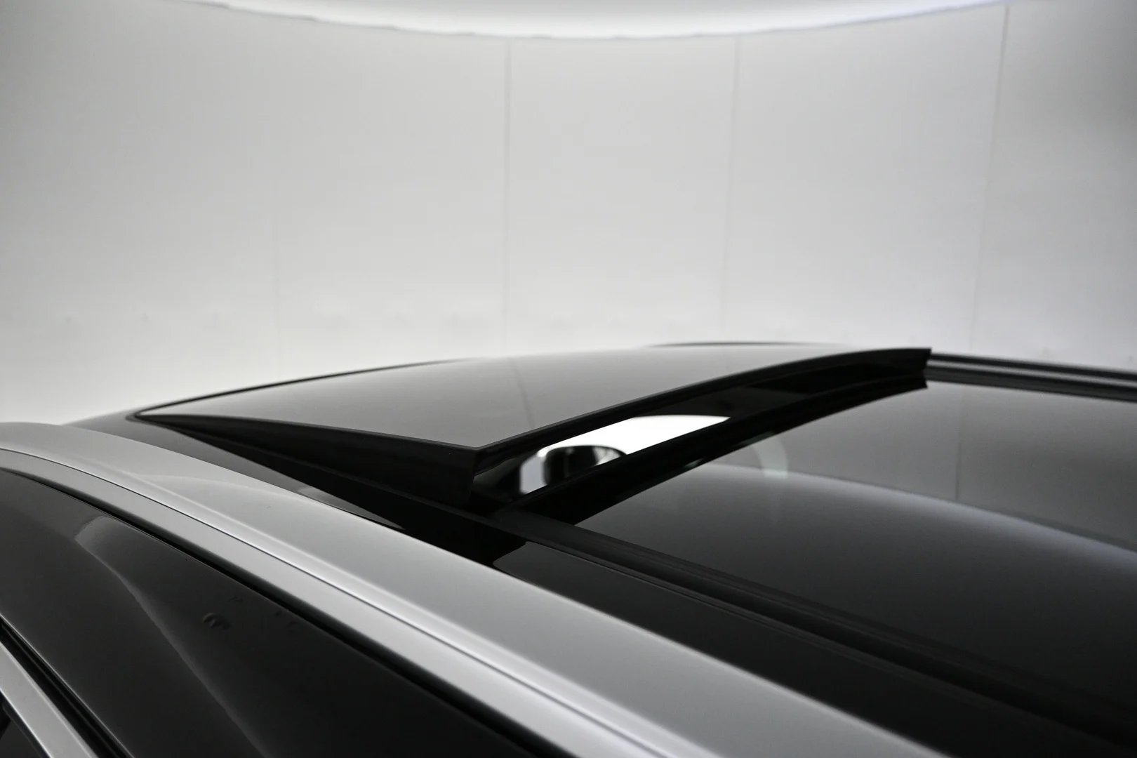 Car Image - 1D32nQ0jdGjSHnH6Hv4Arr